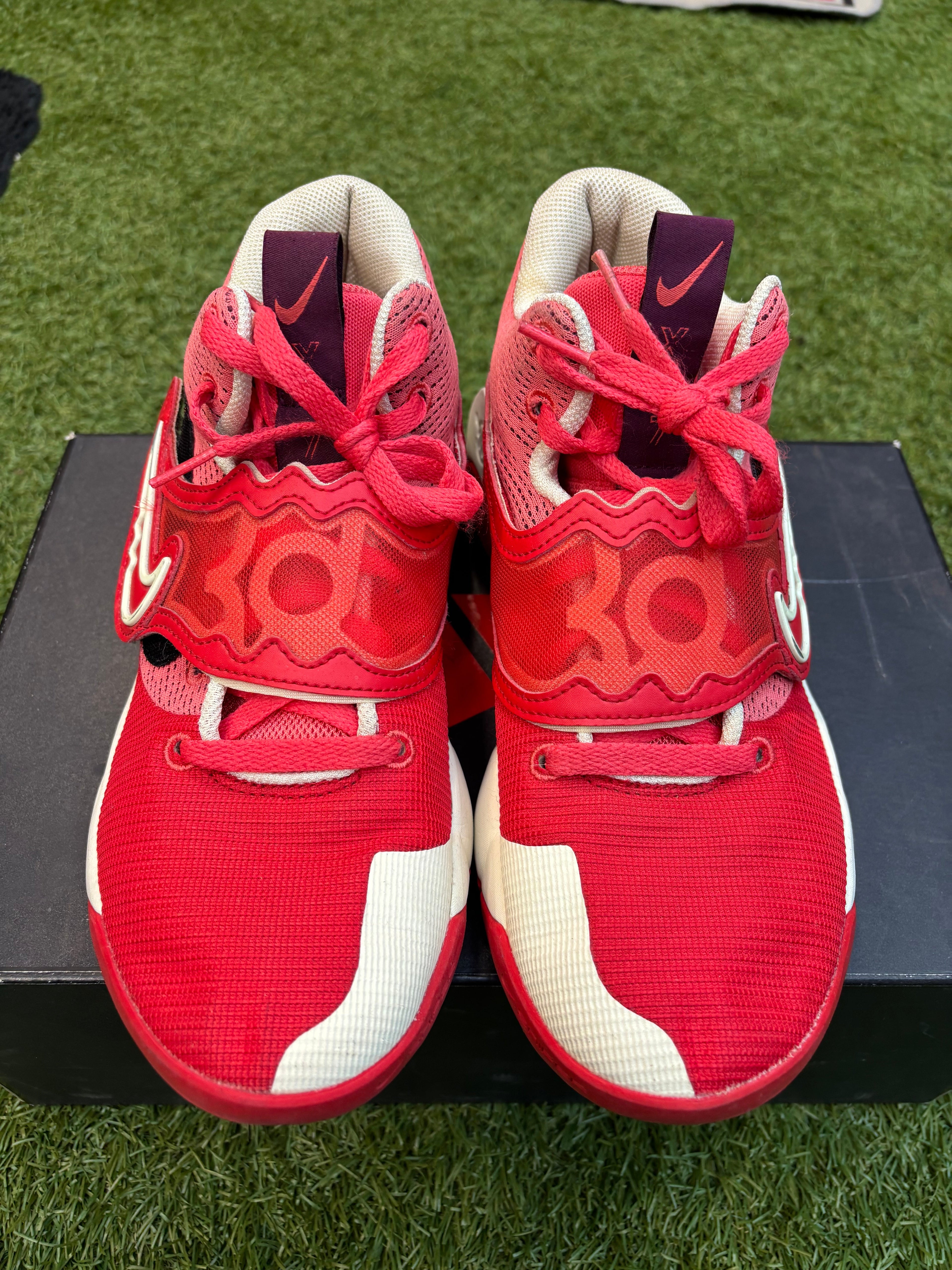 Nike KD basketball shoes