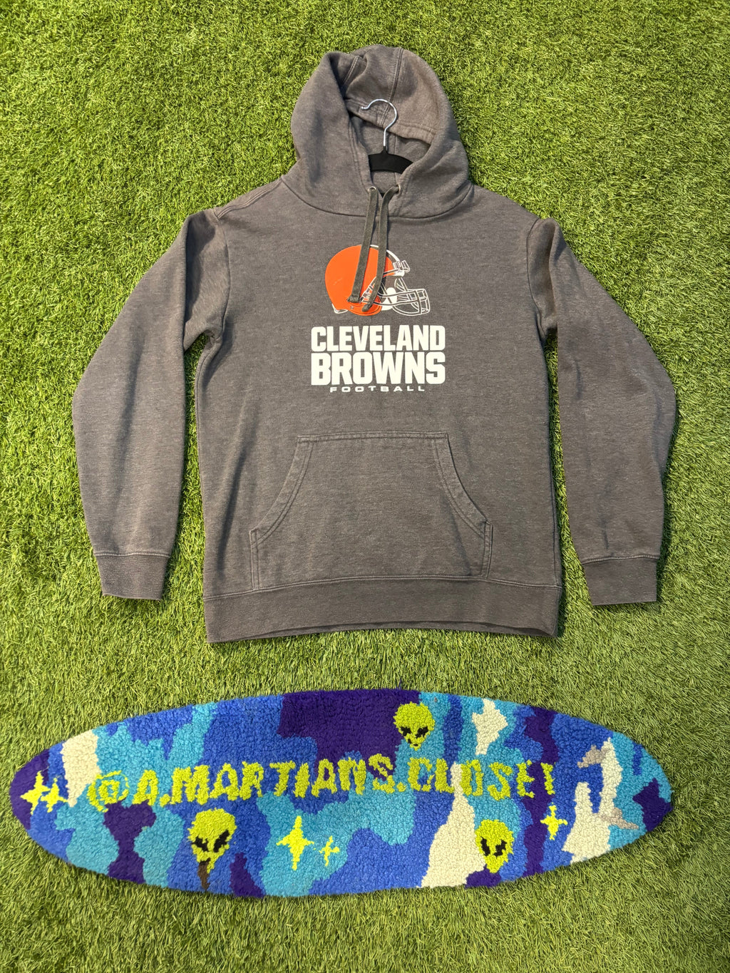 Dark Grey Cleveland Browns Majestic Hoodie Size Small