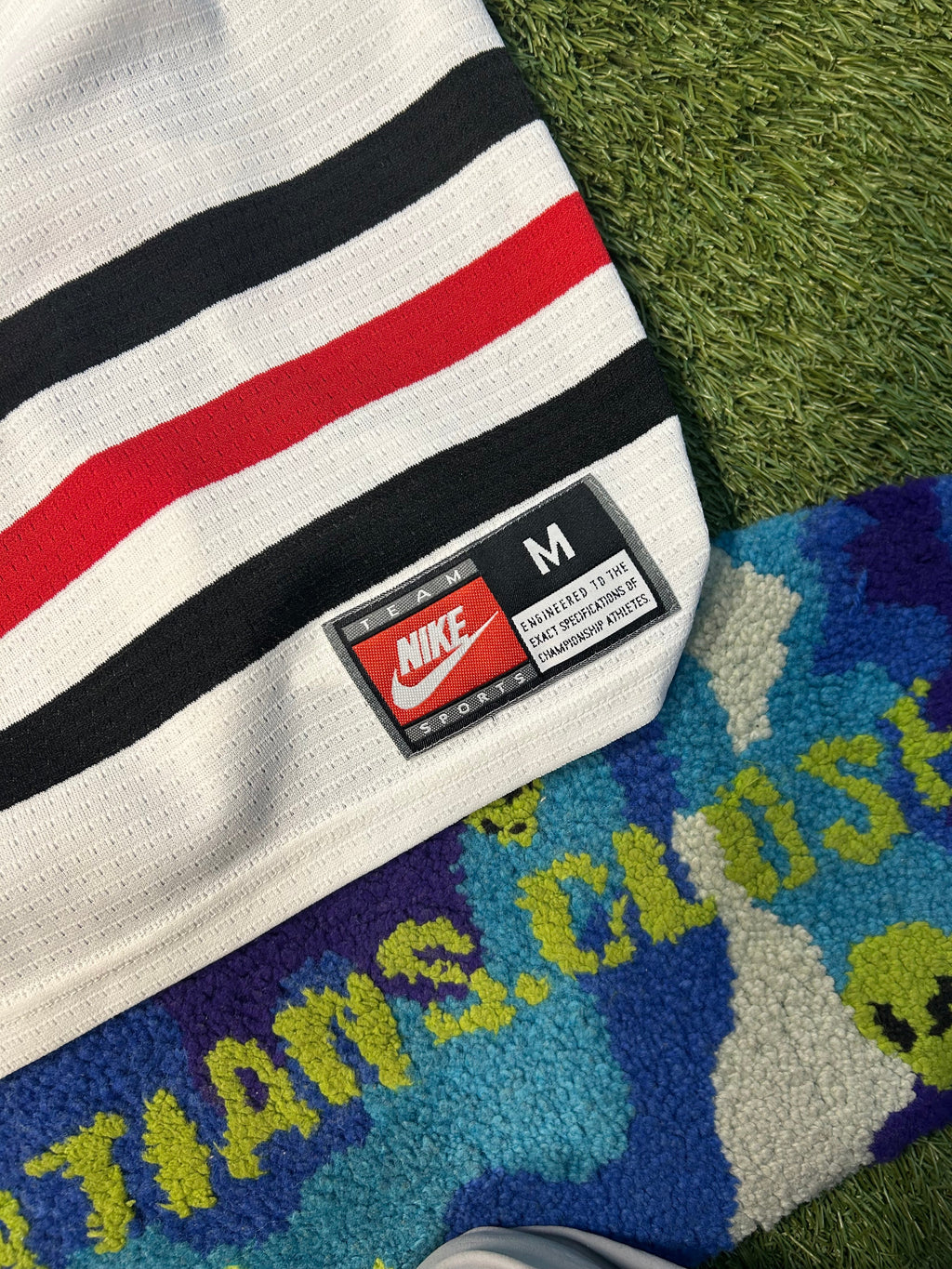 Vintage Chicago Blackhwaks NHL Nike Red Tag Jersey