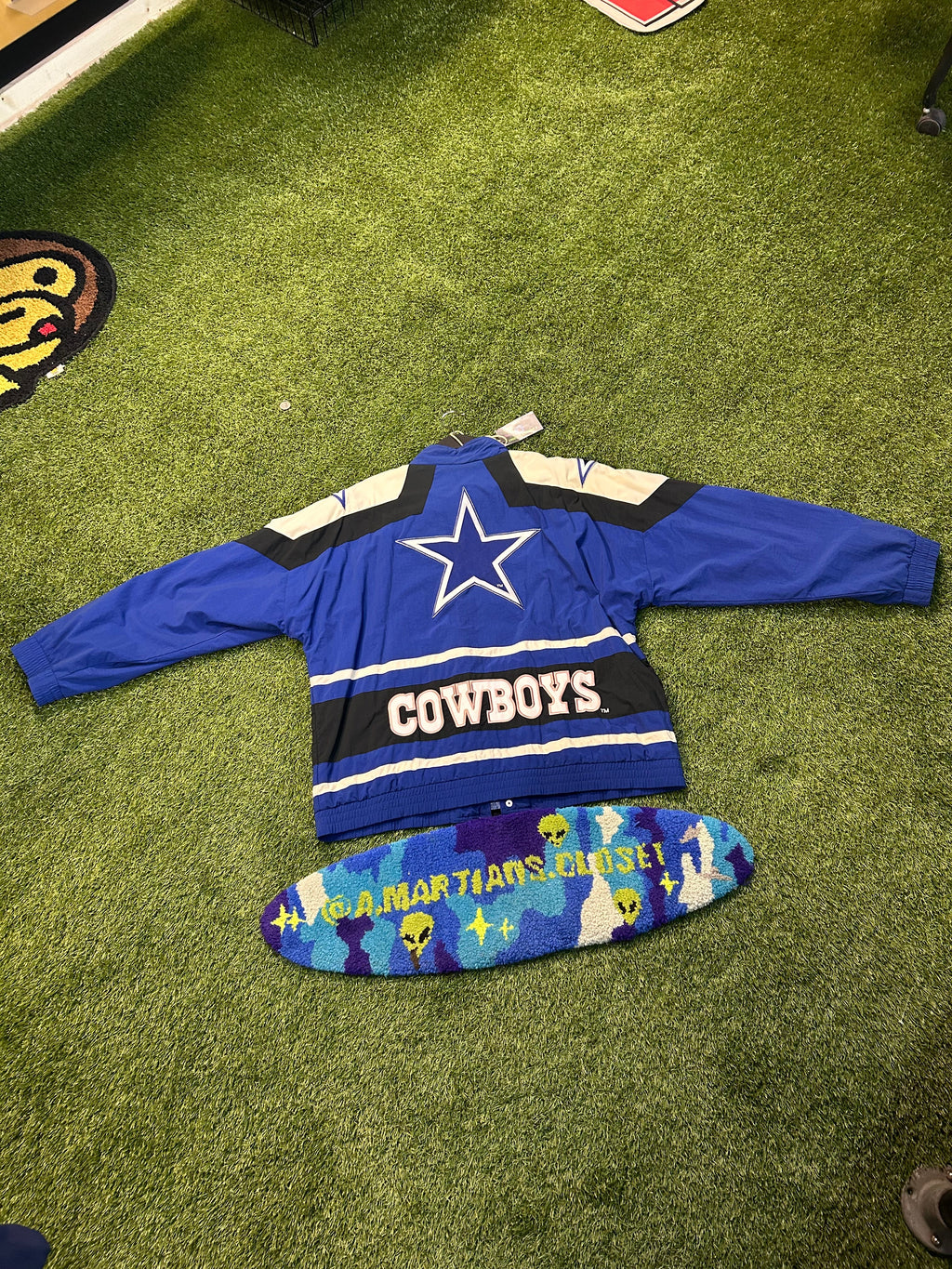 Vintage 90s NFL Proline By Apex One Dallas Cowboys Jacket