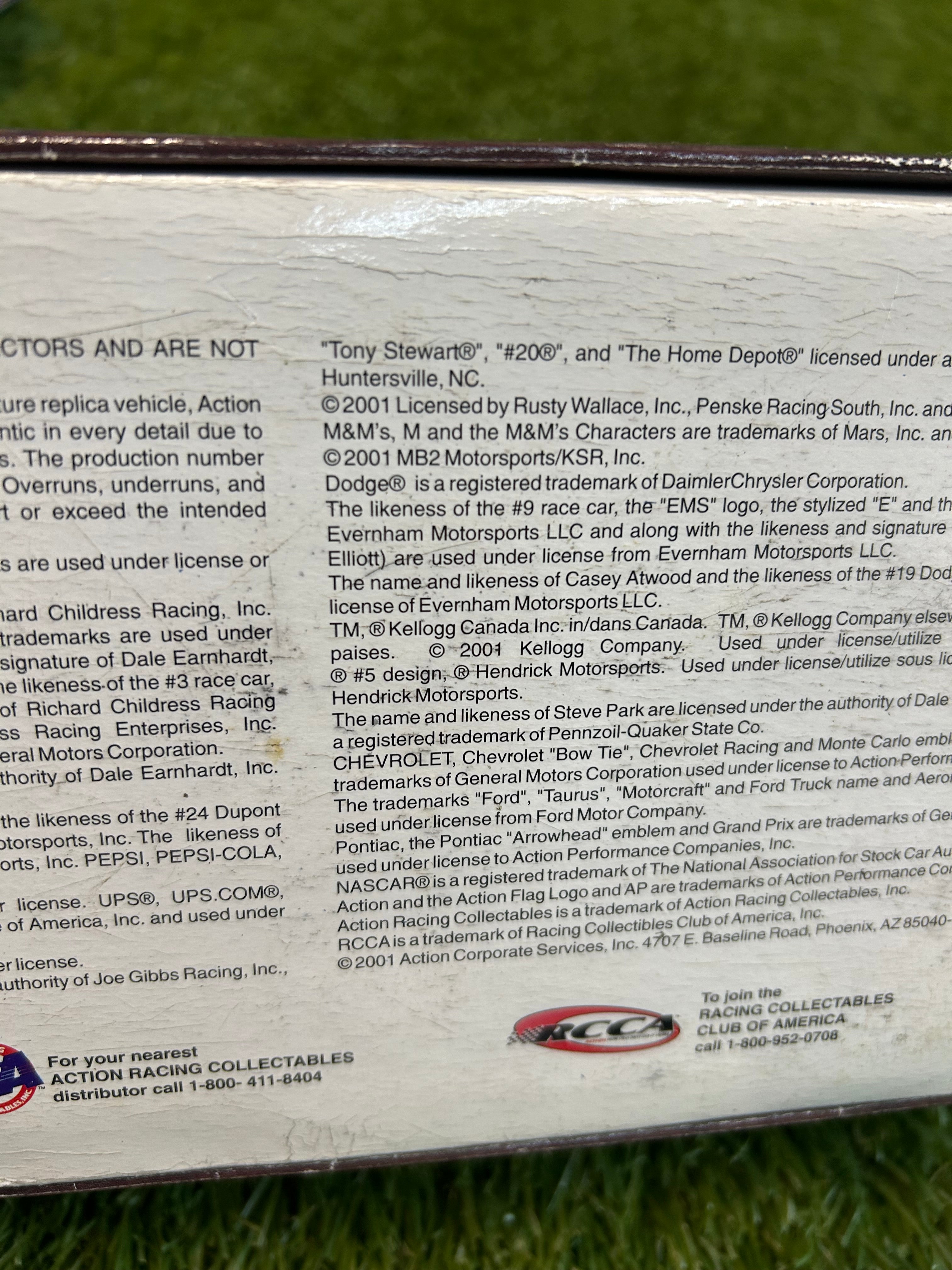 Y2K 2001 Collectable 1:32 Scale UPS X NASCAR Racing Van