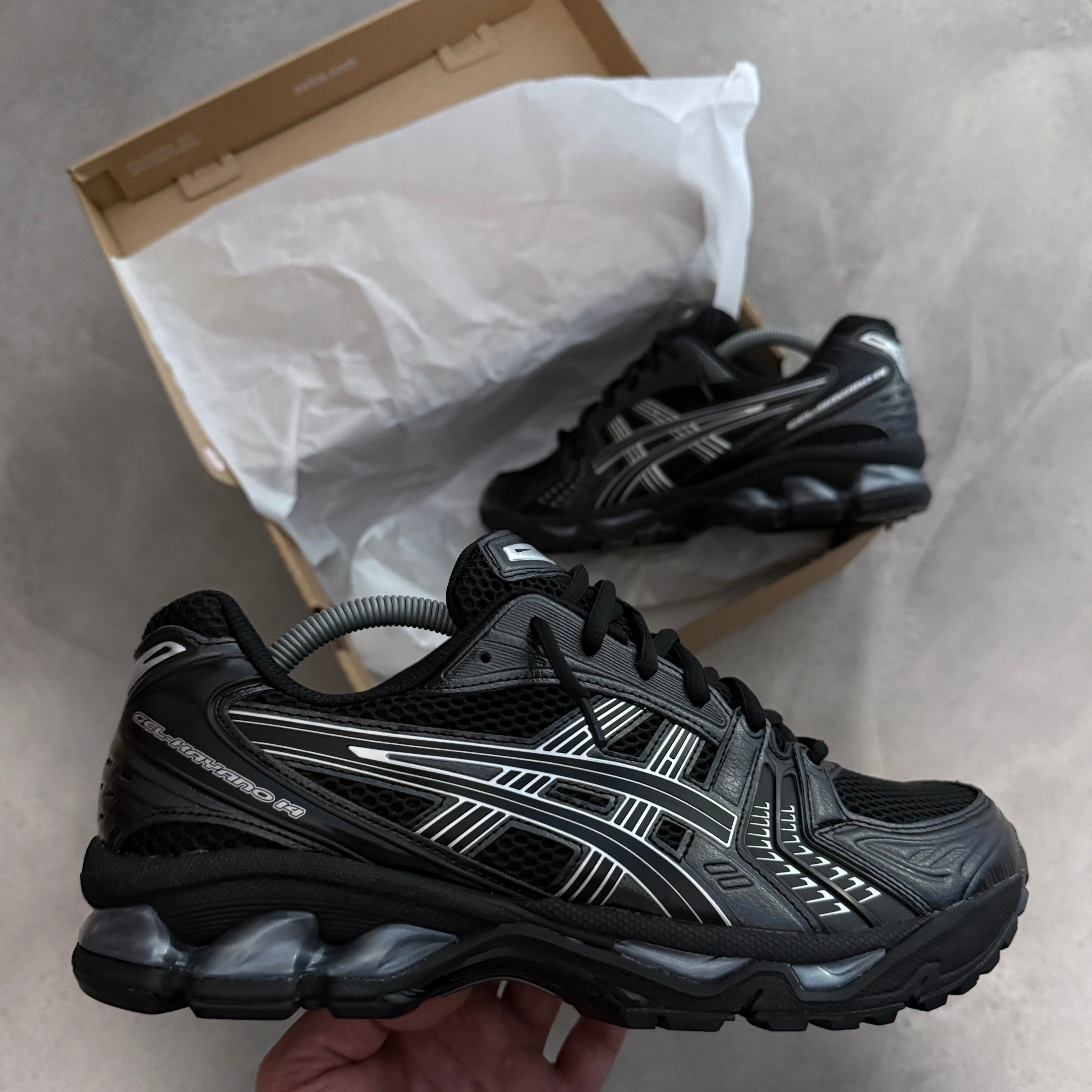 ASICS GEL-KAYANO 14 TRAINER - BLACK