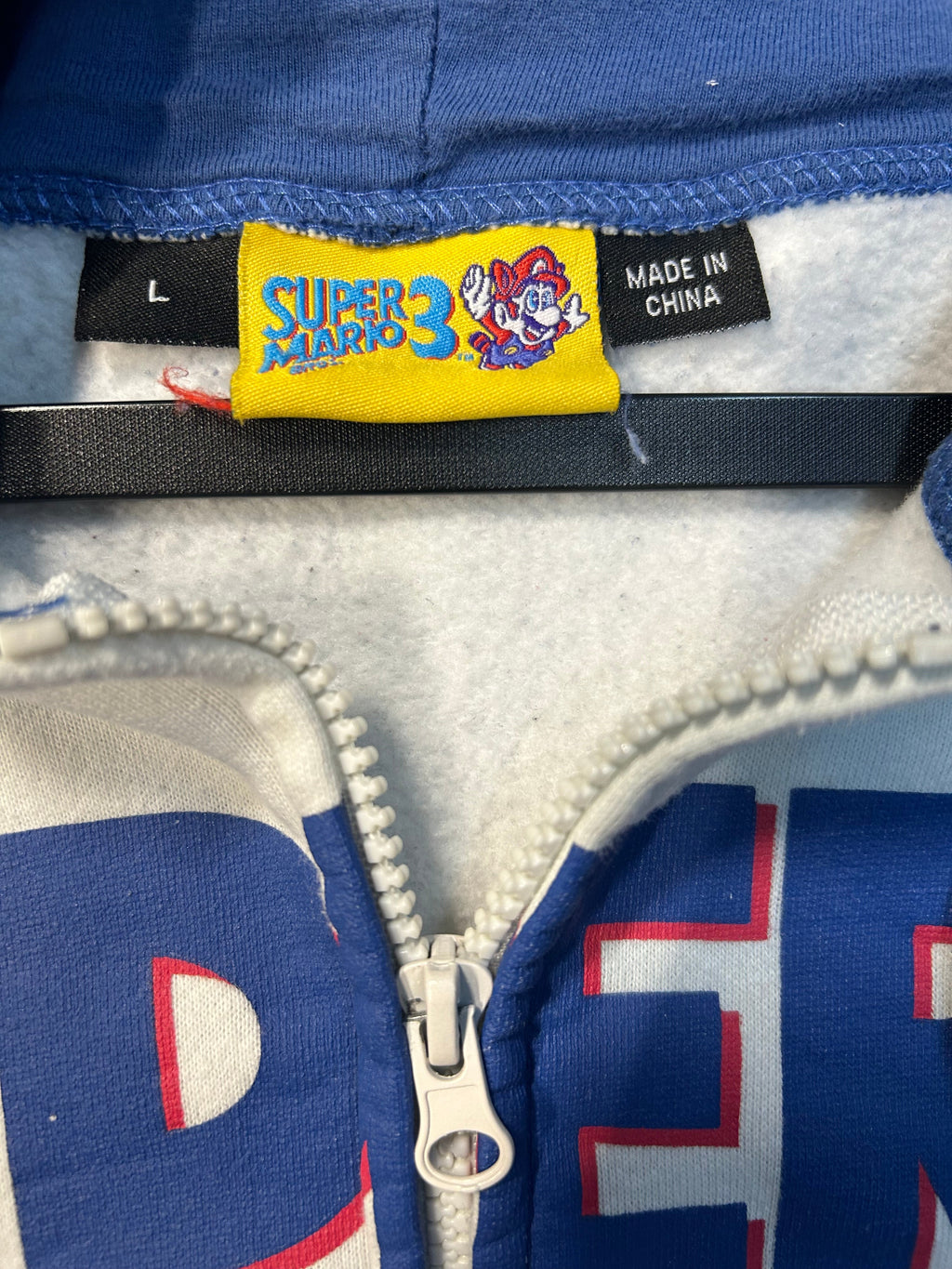 2009 Nintendo Super Mario Bros 3 Zip Up Jacket