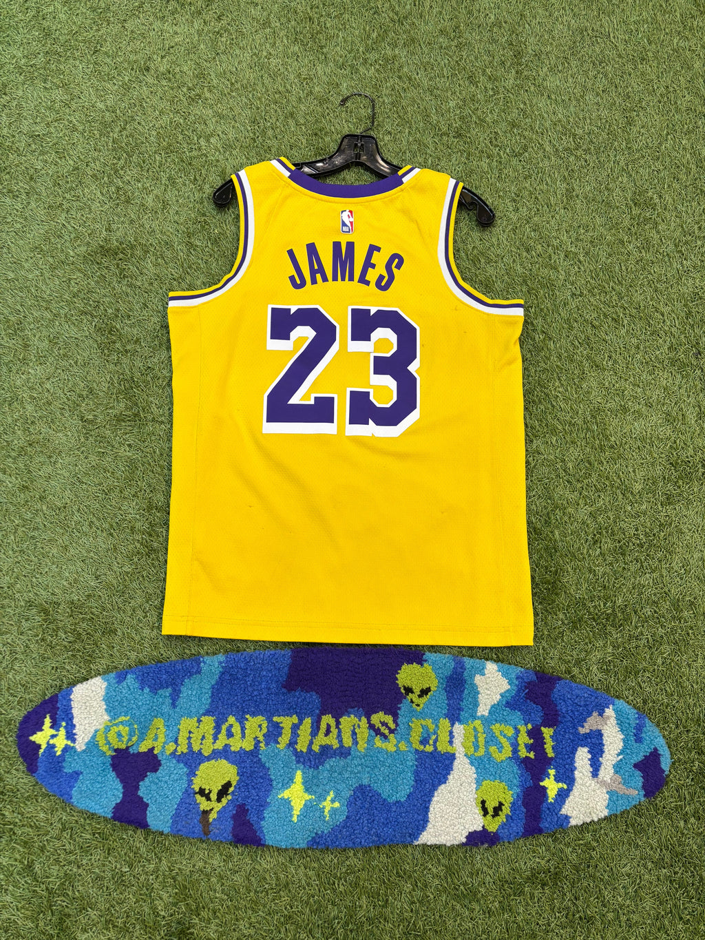 LA Lakers LeBron James Swingman Jersey