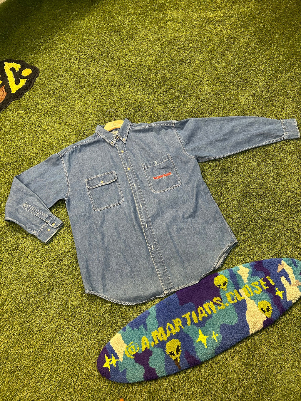 Vintage 1992 Acme Clothing Co. Looney Tunes Crew Denim Button Down