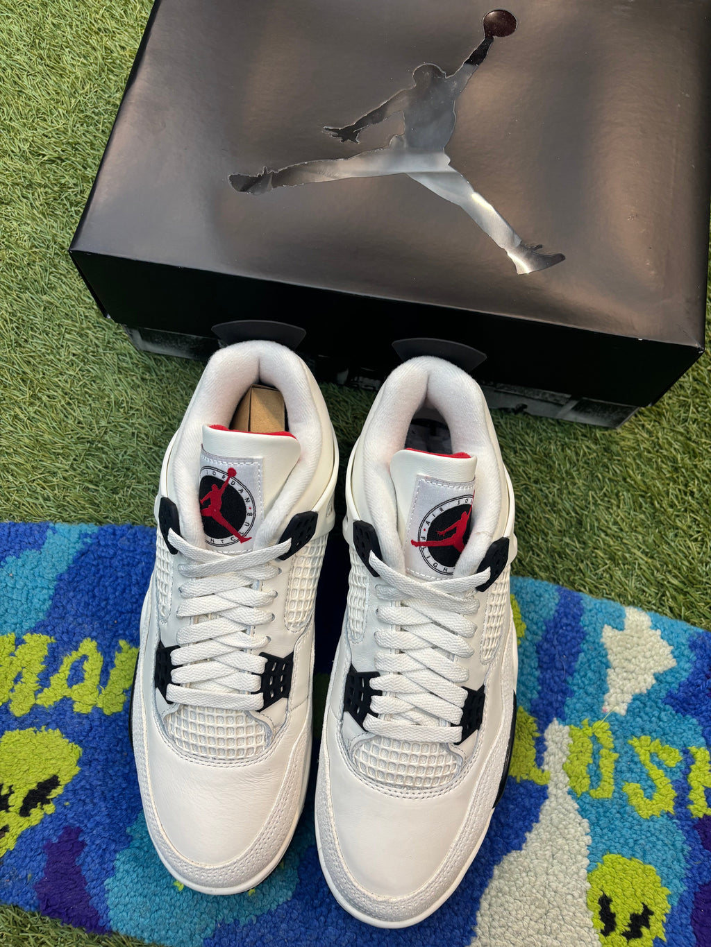 Jordan Retro 4 Flight Club