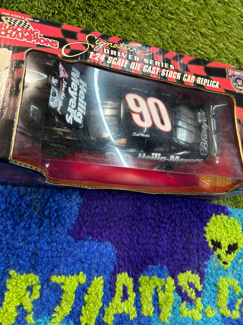 Vintage 1998 Collectable 1:24 Scale Die Cast Car NASCAR #90 Racing Champions