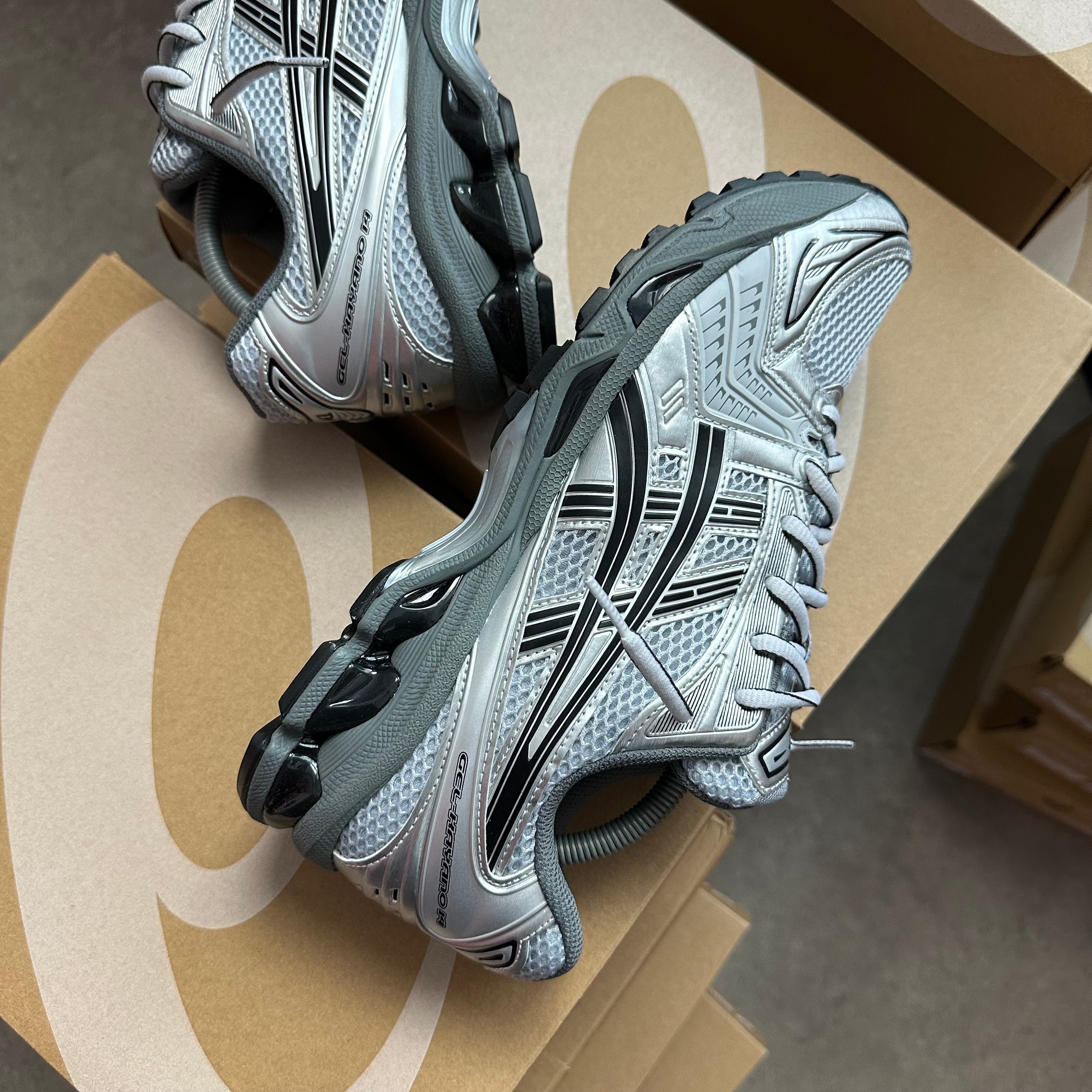 ASICS GEL-KAYANO 14 TRAINER - URBAN RESEARCH