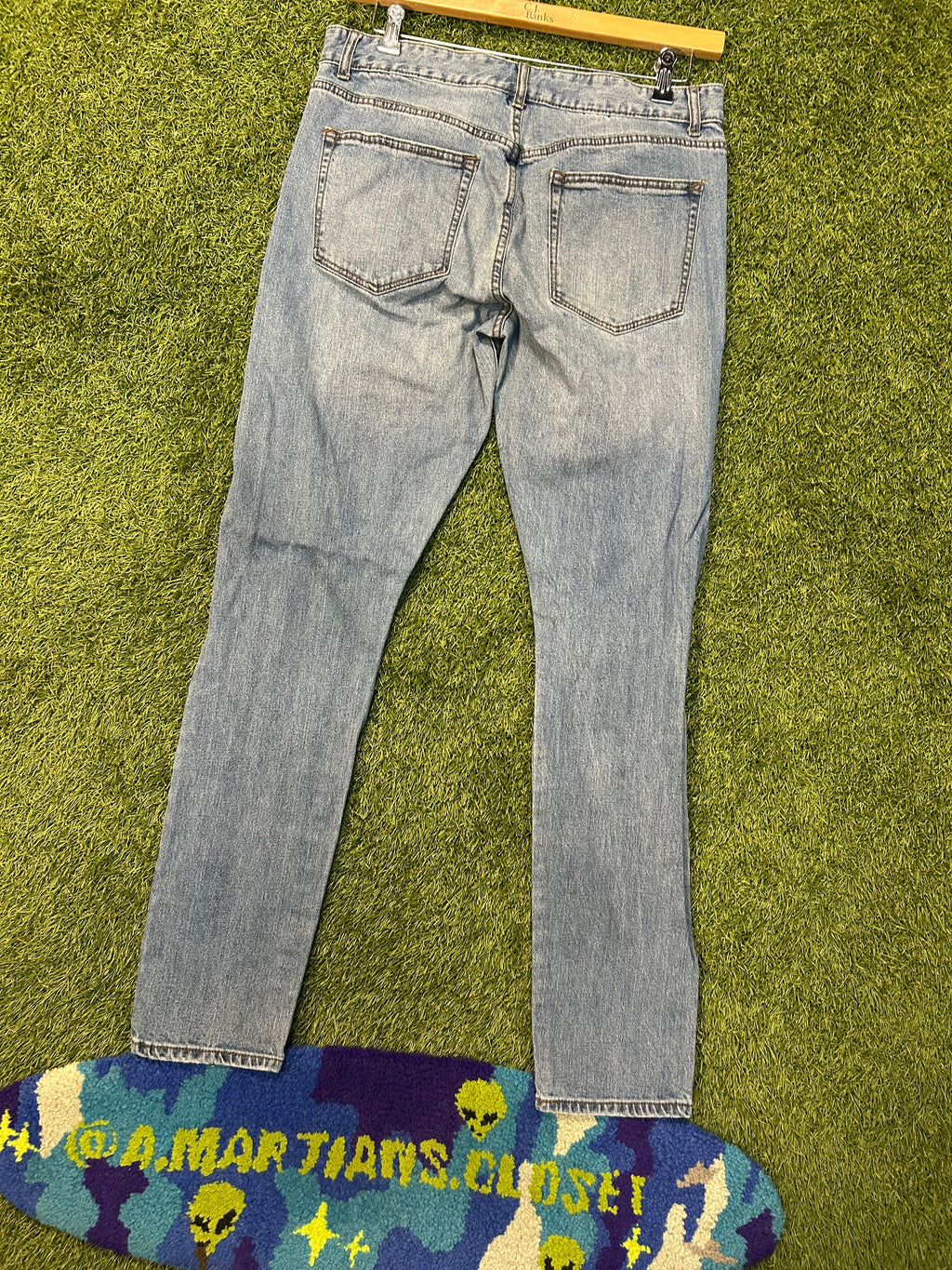 Forever 21 Ripped Knee Fitted Jeans