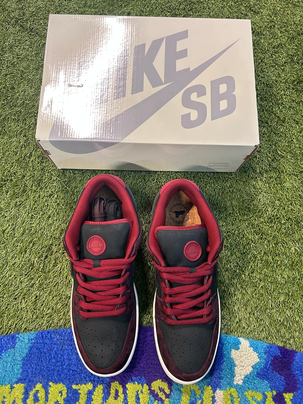 Nike SB Dunk Low Riot Skateshop