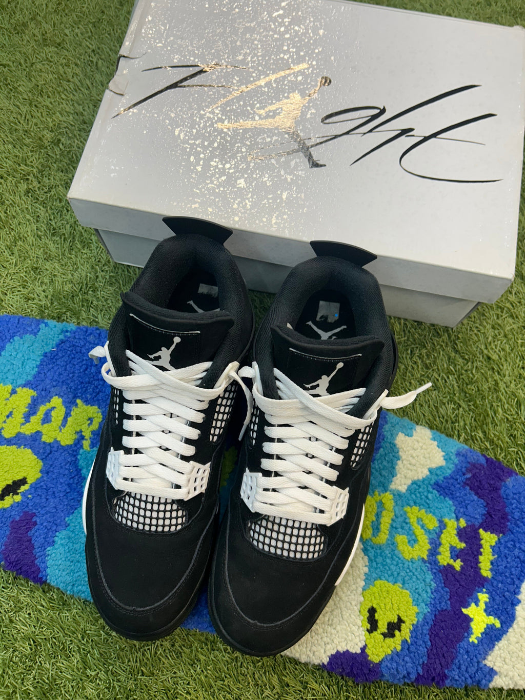 Jordan Retro 4 White Thunder(Used)