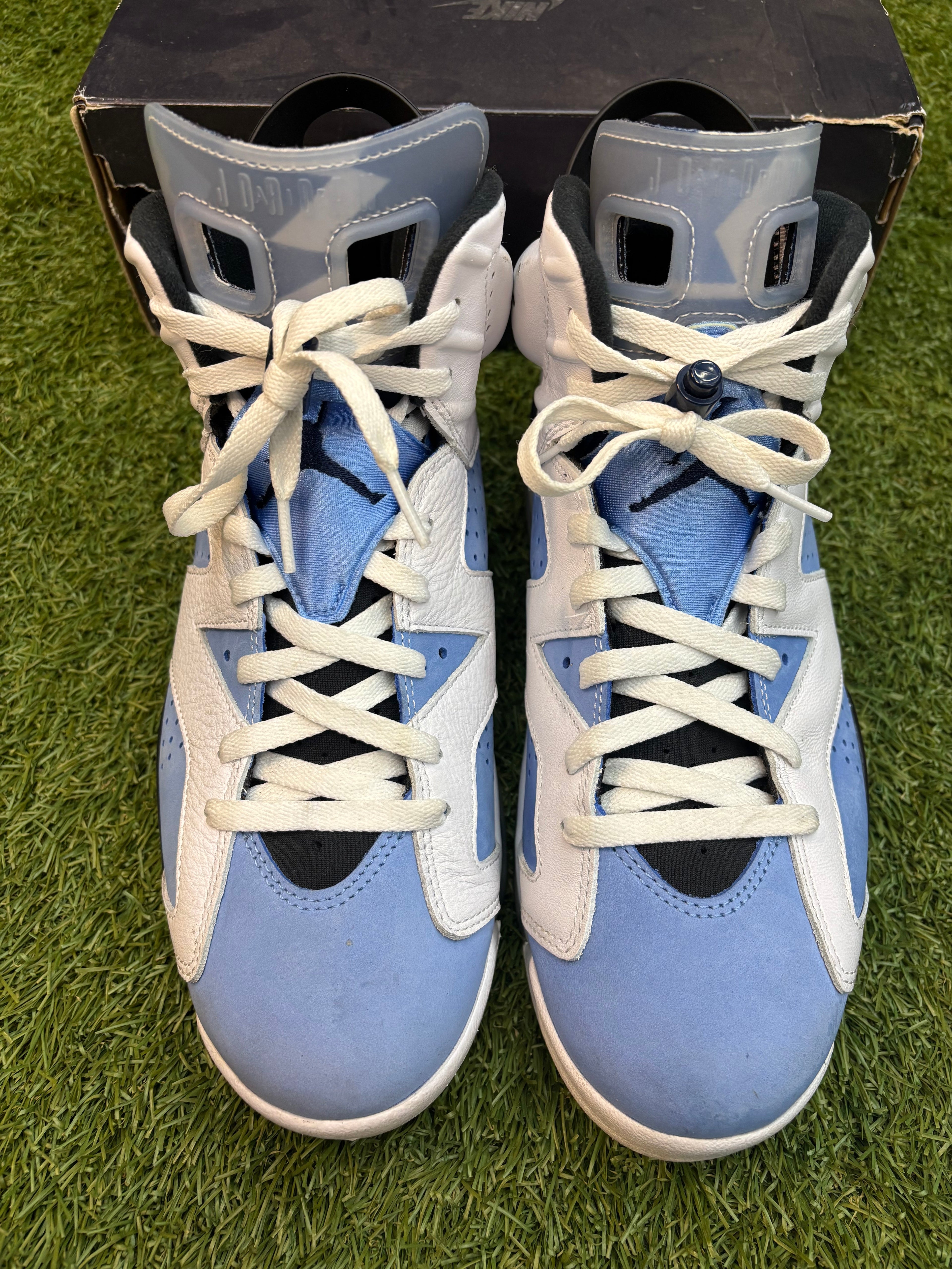 Jordan retro 6 UNC size 11