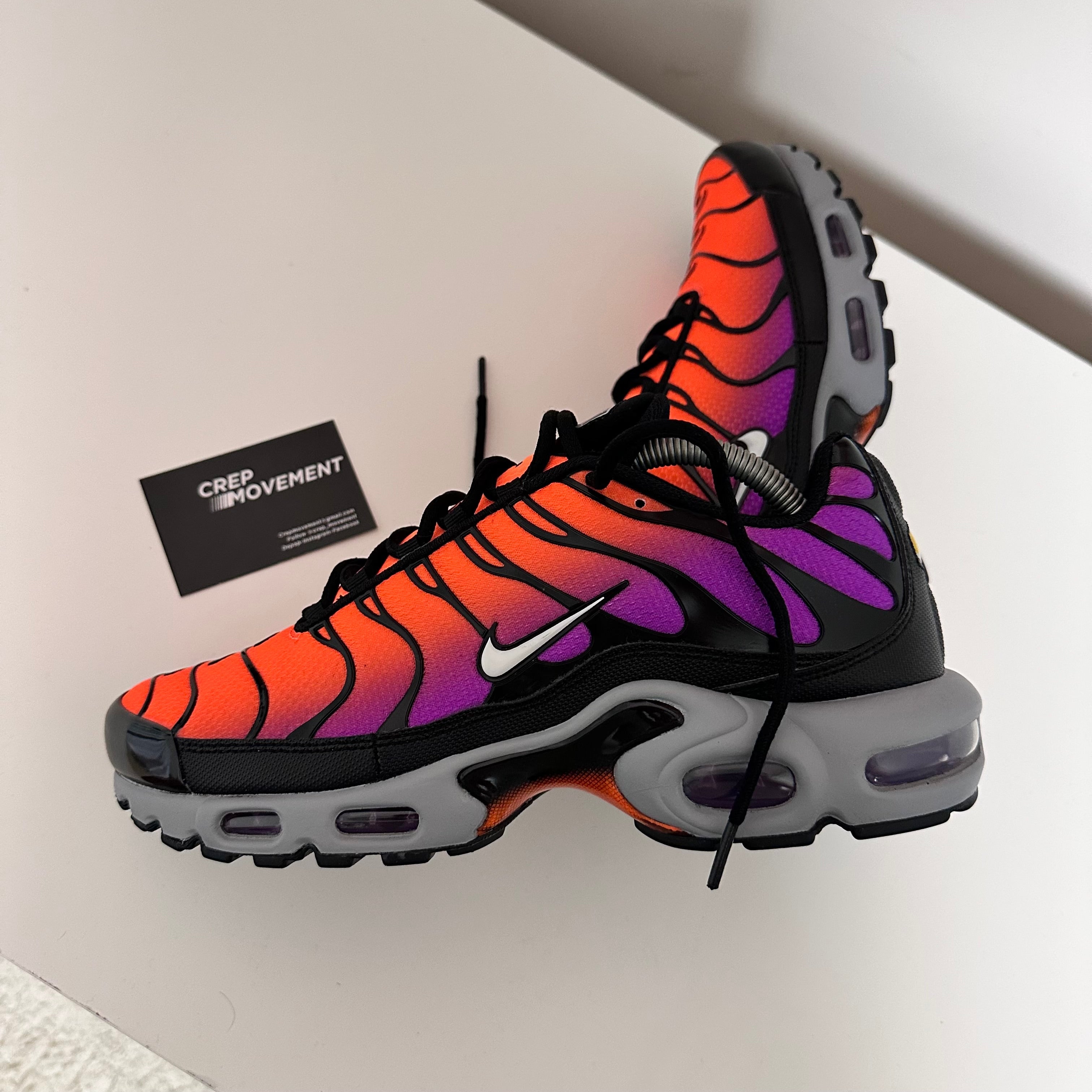 NIKE AIR MAX PLUS TN - DESERT SUNSET