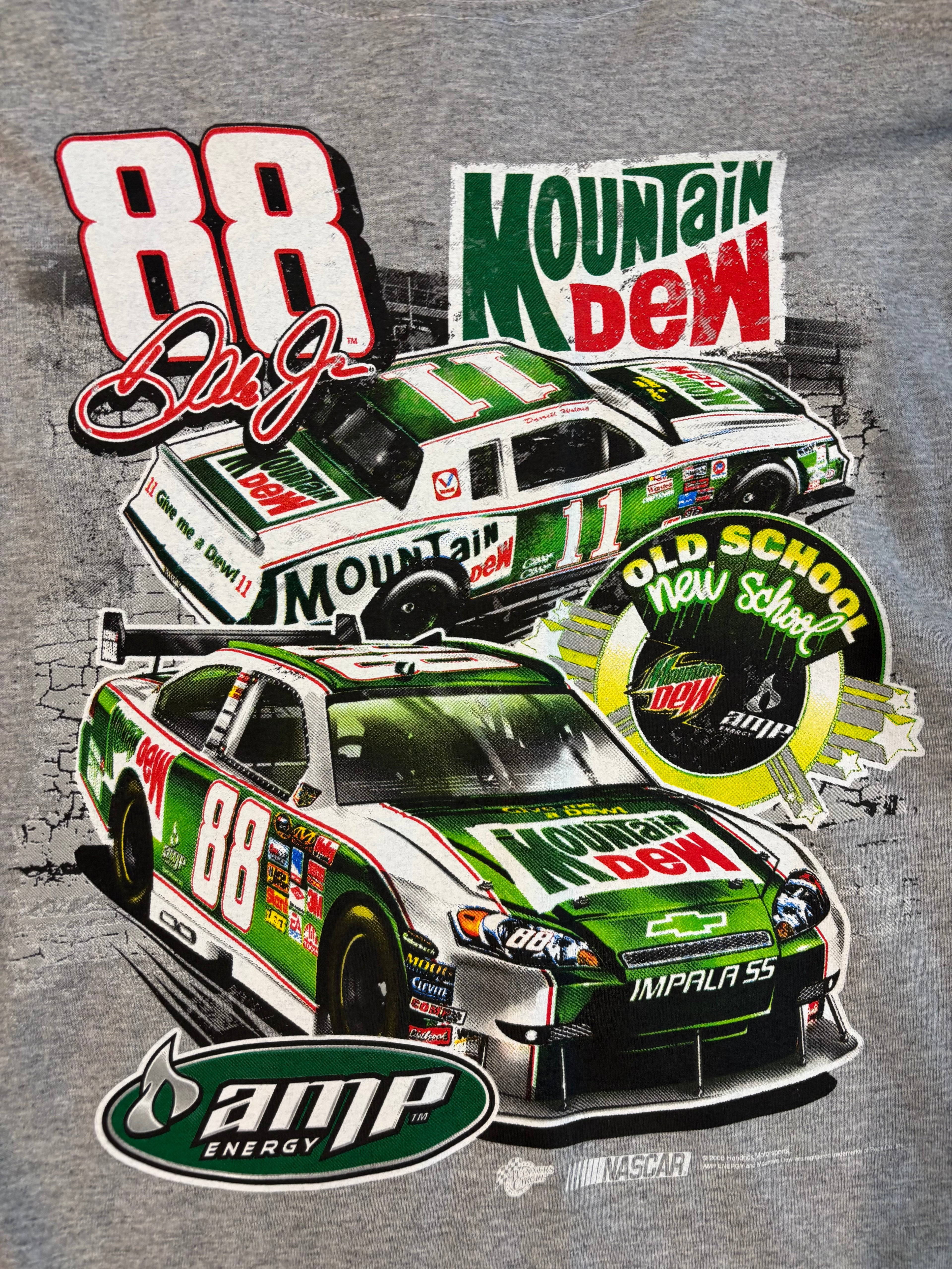 2008 Dead stock Dale Jr Mountain Dew Amp Energy NASCAR T-Shirt Size Large Winners circle tag