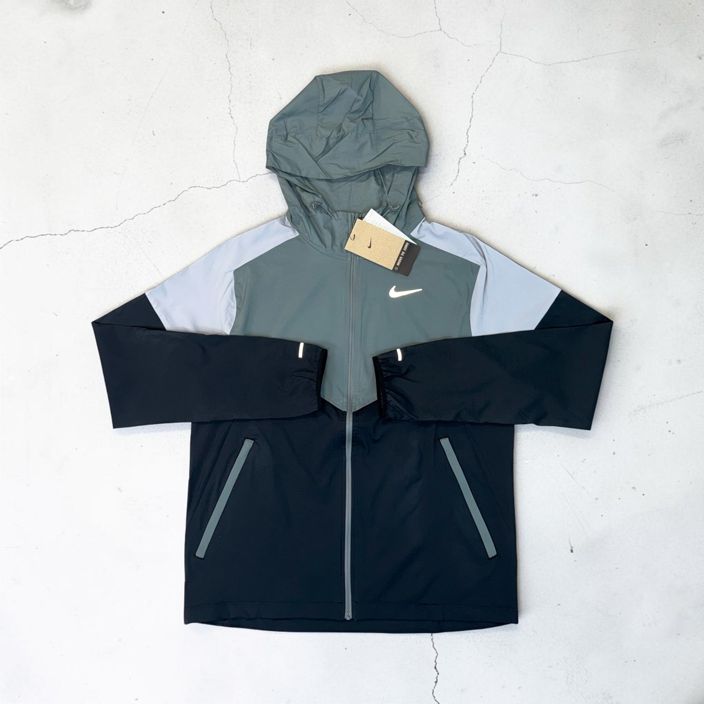 NIKE DRI-FIT WINDRUNNER JACKET - GREY / ANTHRACITE