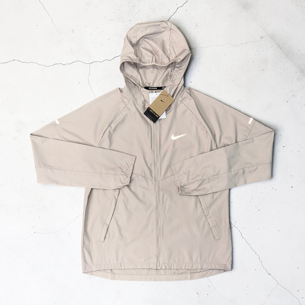 NIKE DRI-FIT WINDRUNNER JACKET - BEIGE