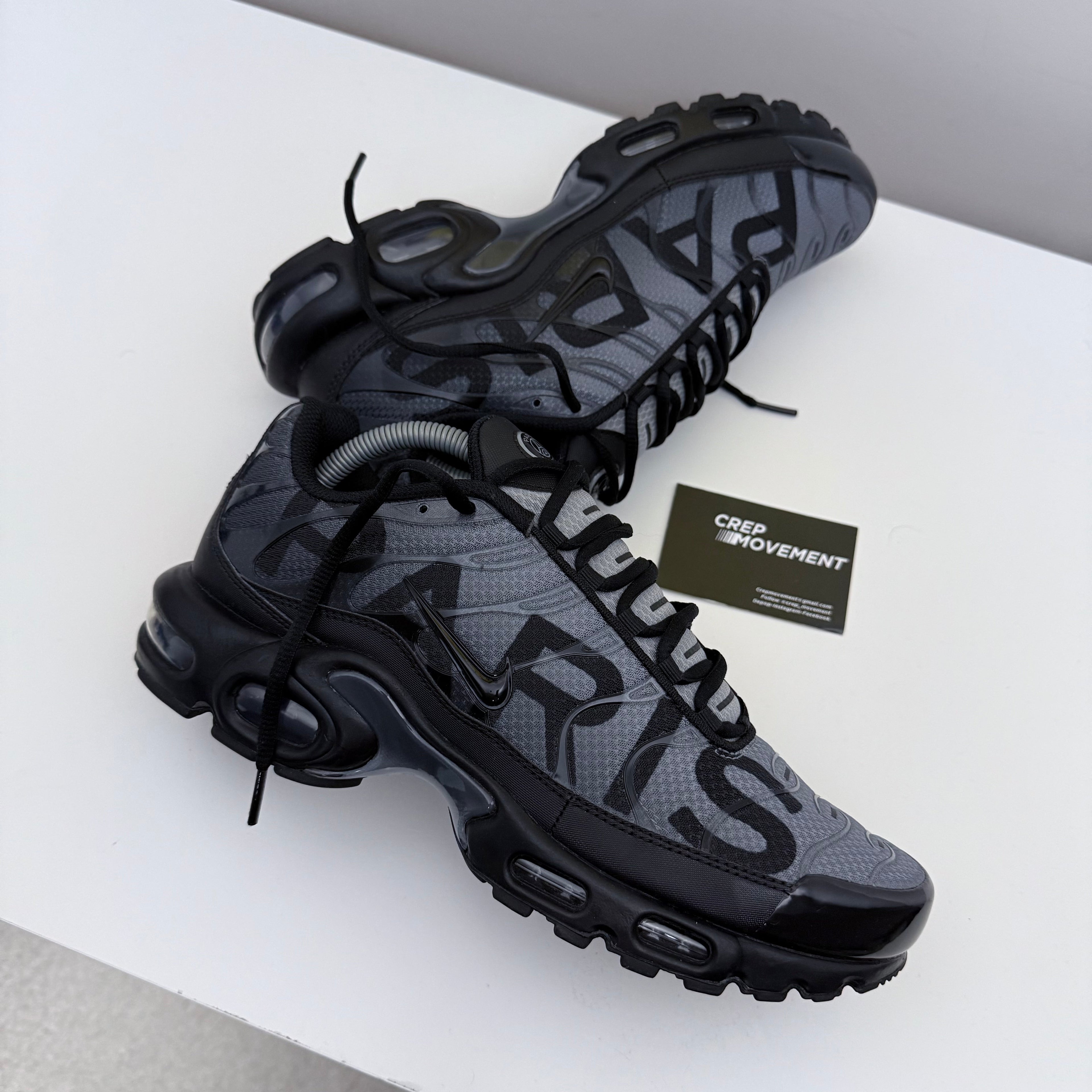 NIKE AIR MAX PLUS TN - PARIS / PSG SMOKE GREY