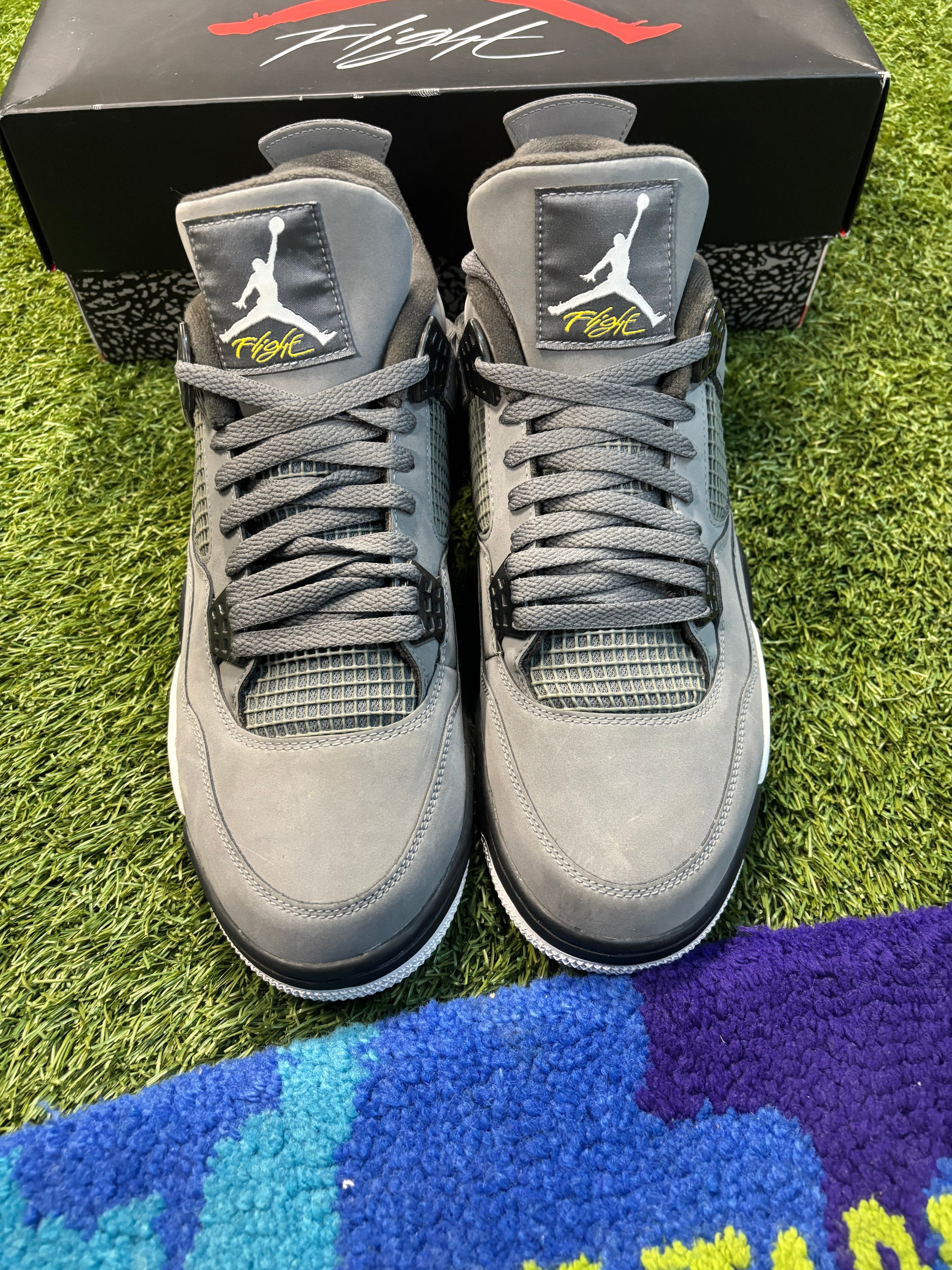 Jordan Retro 4 Cool Greys