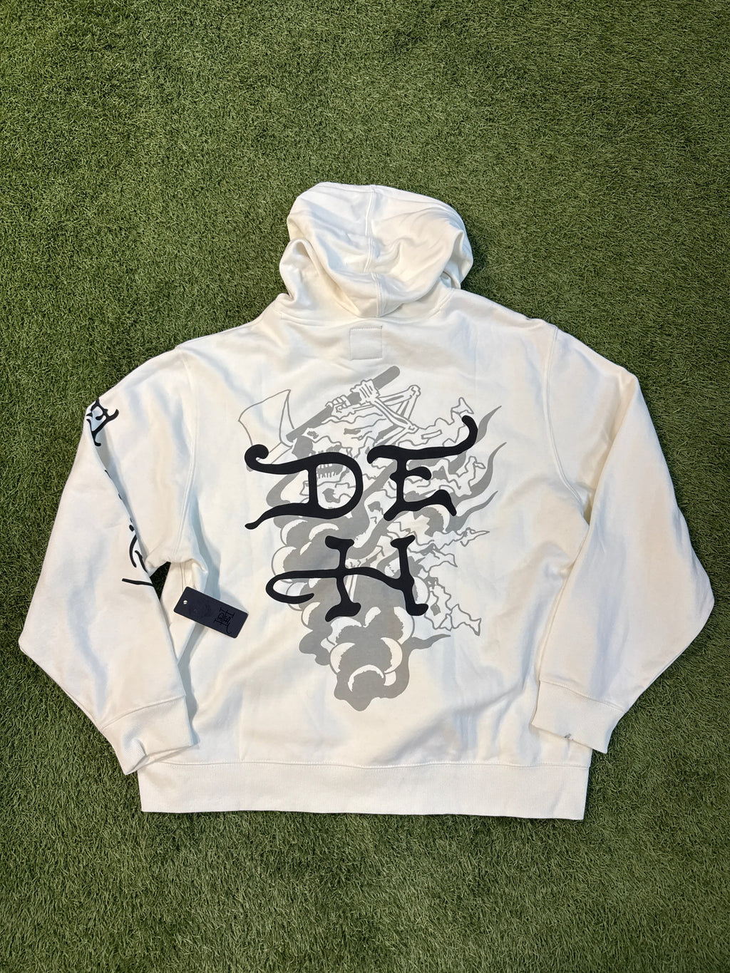 MODERN “ED HARDY” Y2K HOODIE