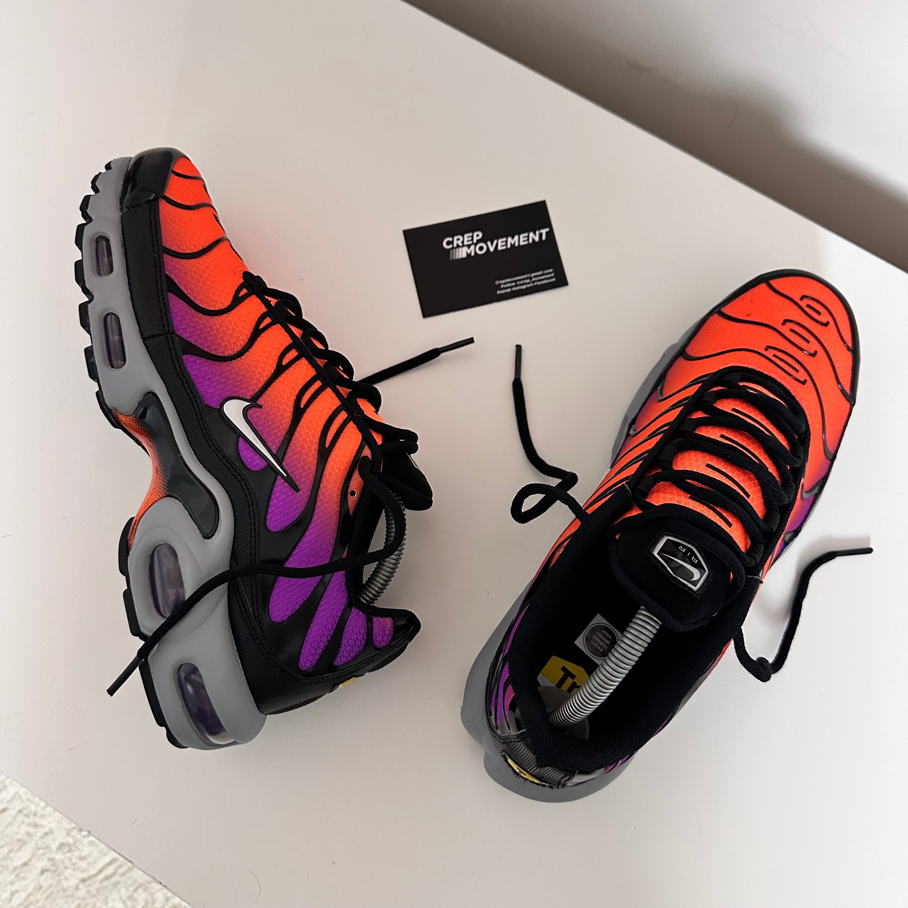 NIKE AIR MAX PLUS TN - DESERT SUNSET