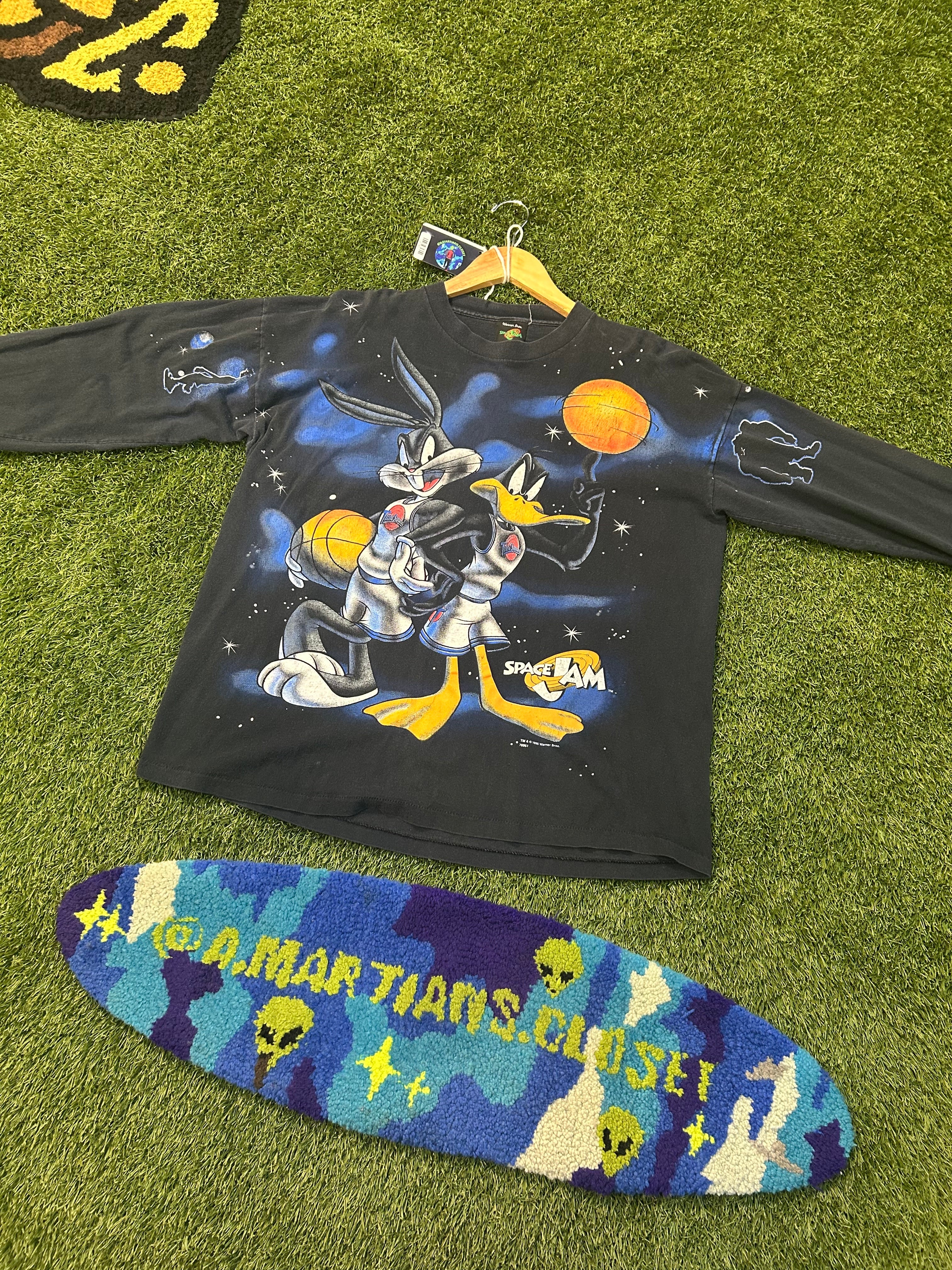 Vintage 1996 Space Jam Bugs Bunny & Daffy Duck Tee
