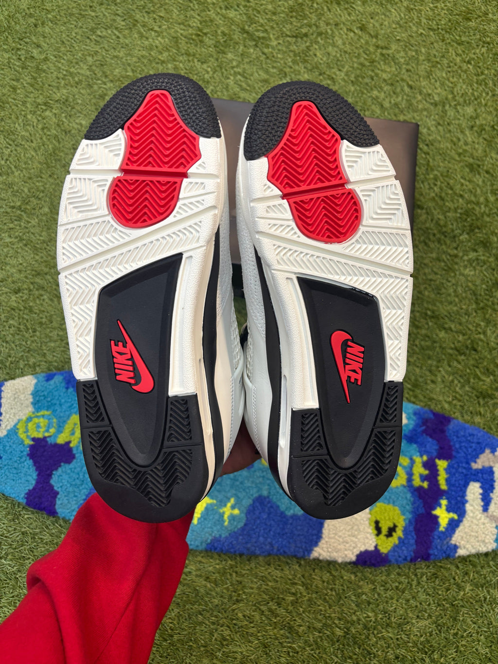 Jordan Retro 4 Flight Club