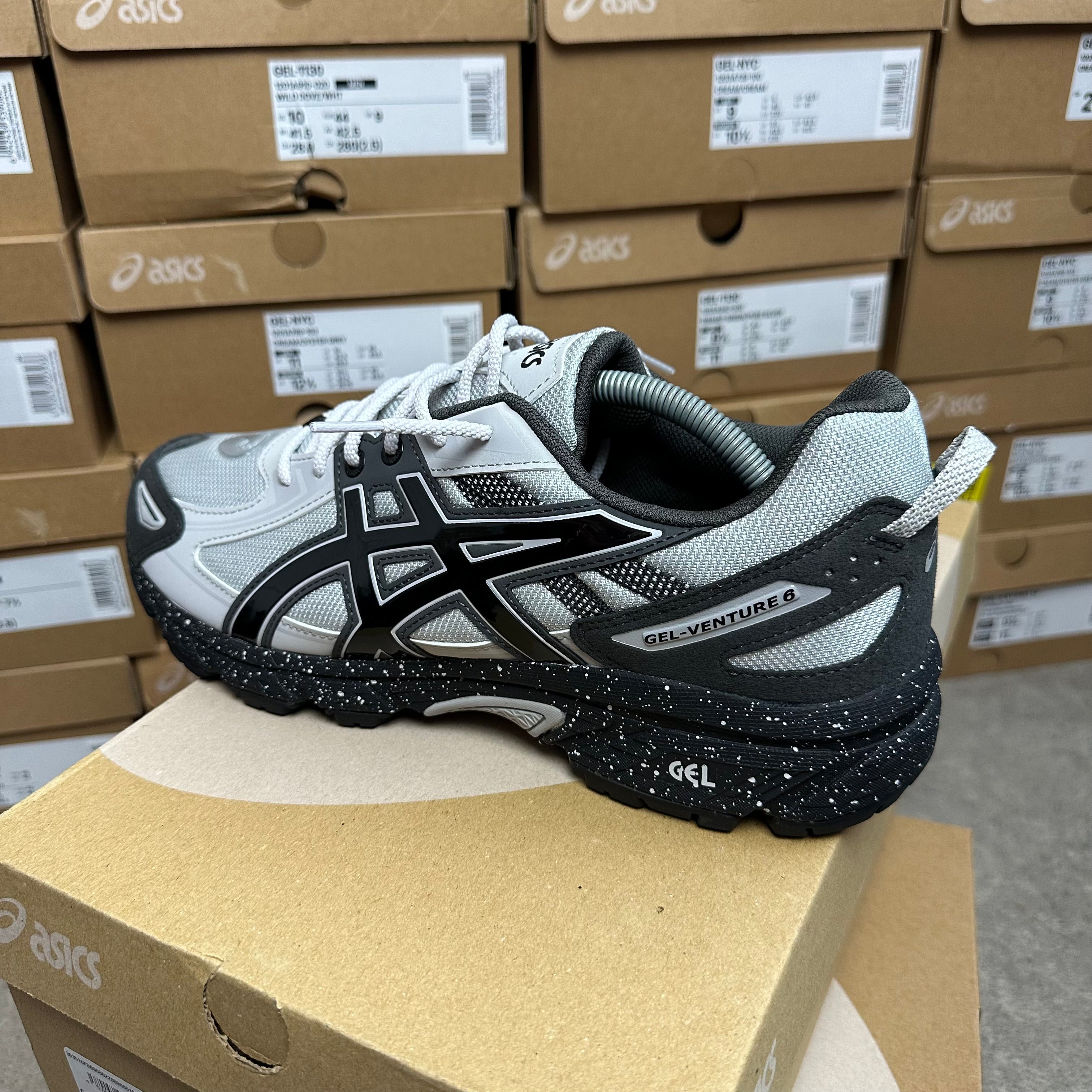 ASICS GEL VENTURE 6 TRAINER - GLACIER GREY / BLACK