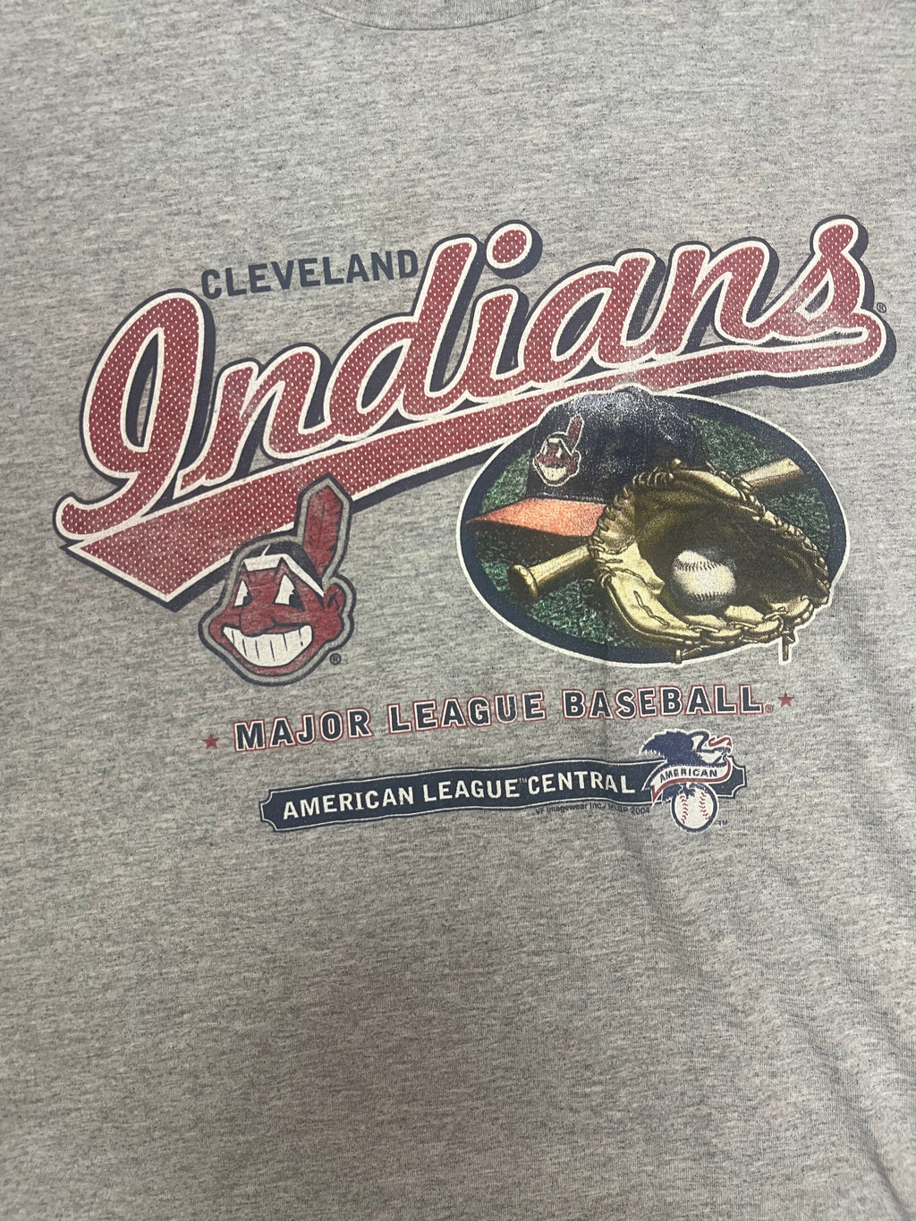 Vintage 2004 Cleveland Indians Tee