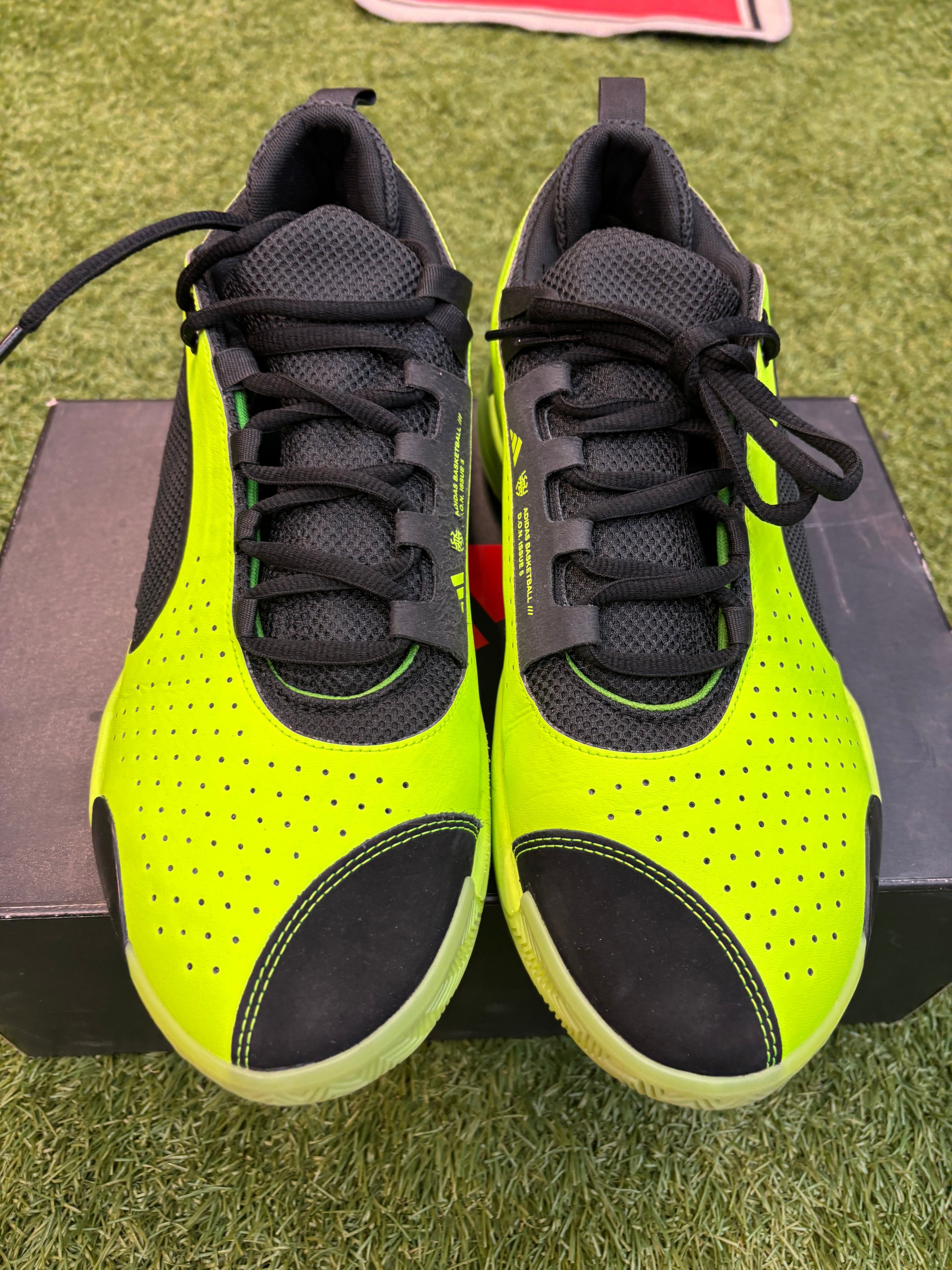 Adidas Donavan Mitchell basketball shoes