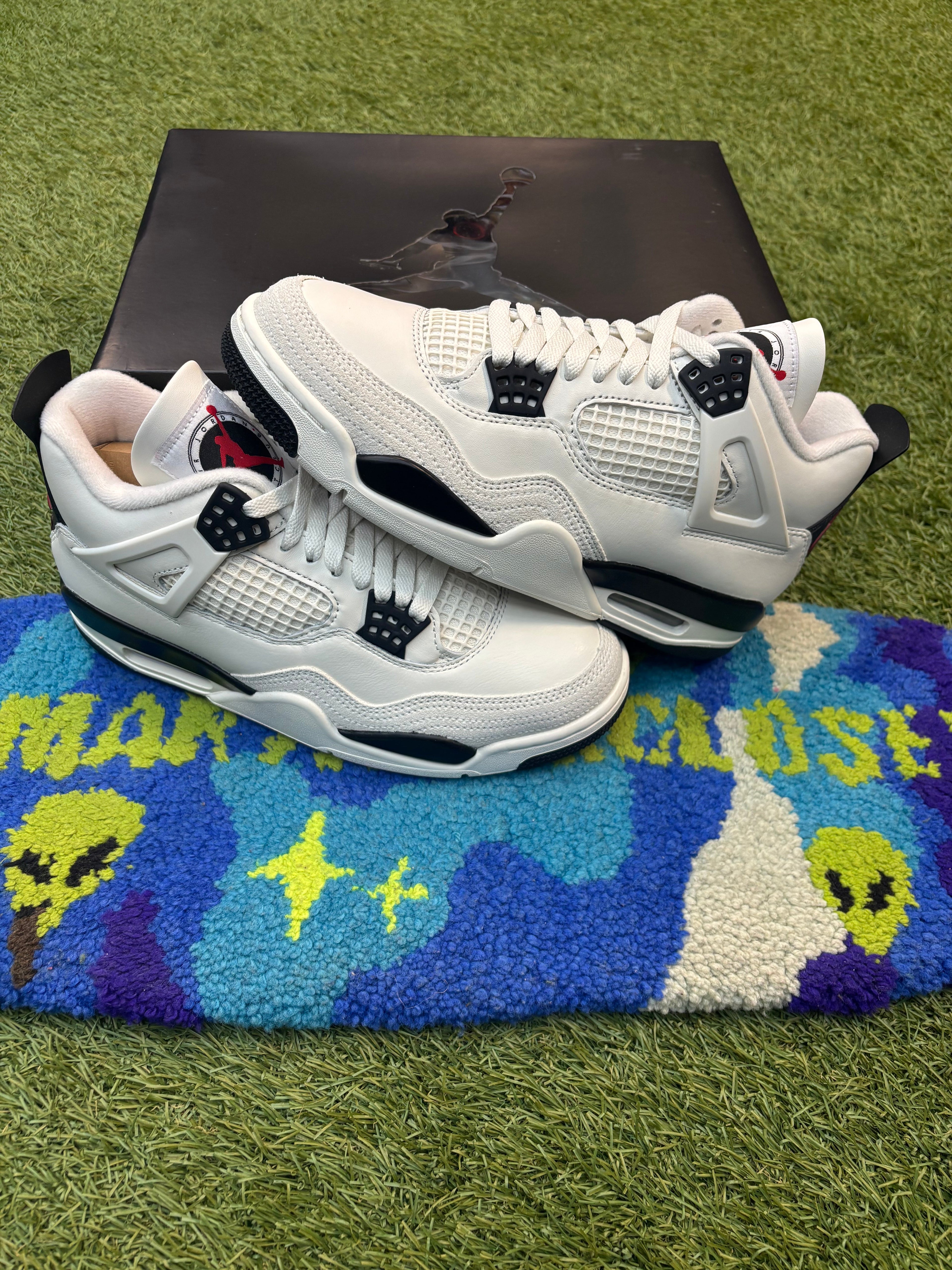 Jordan Retro 4 Flight Club