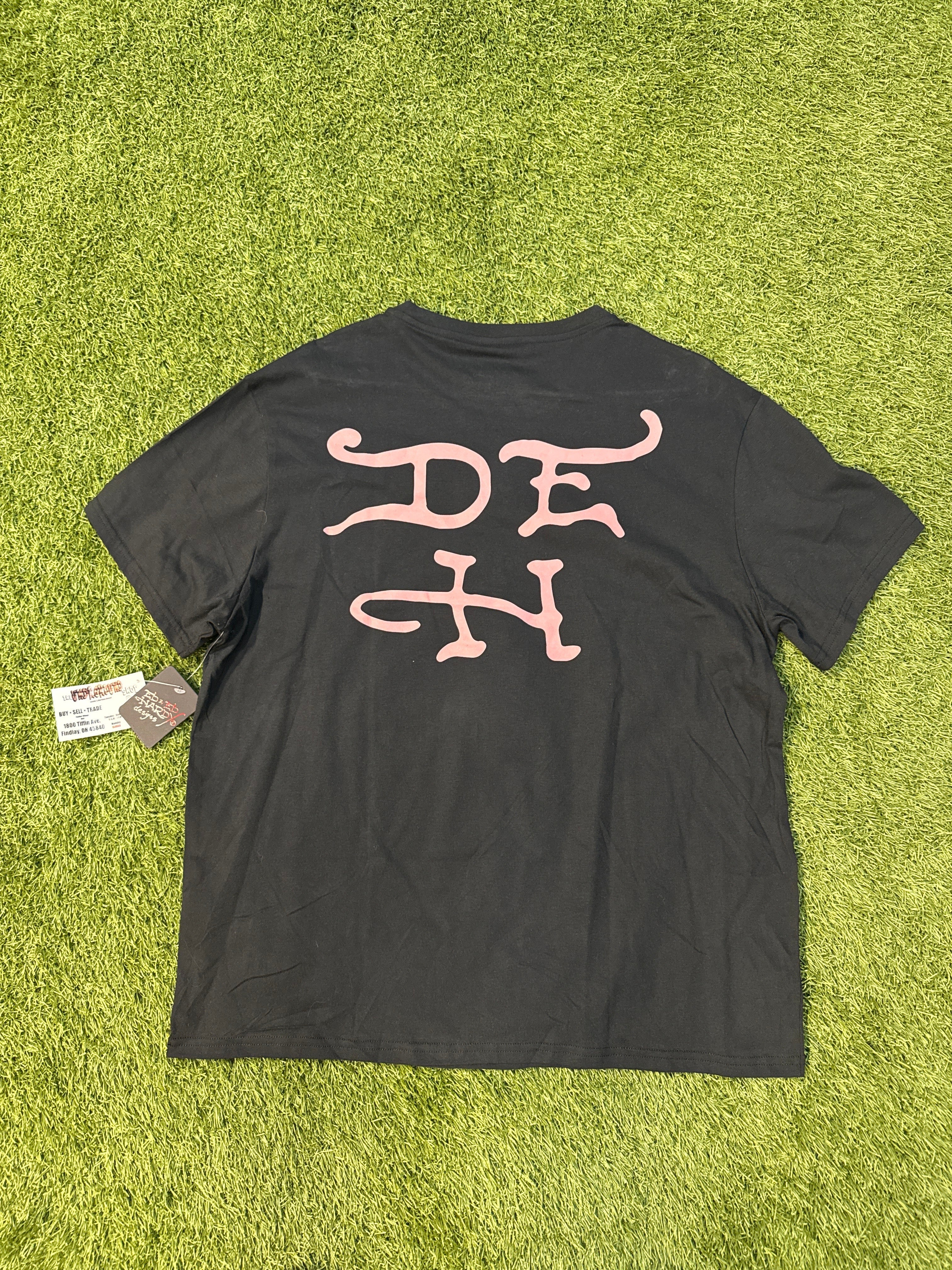 MODERN “ED HARDY” Y2K TEE