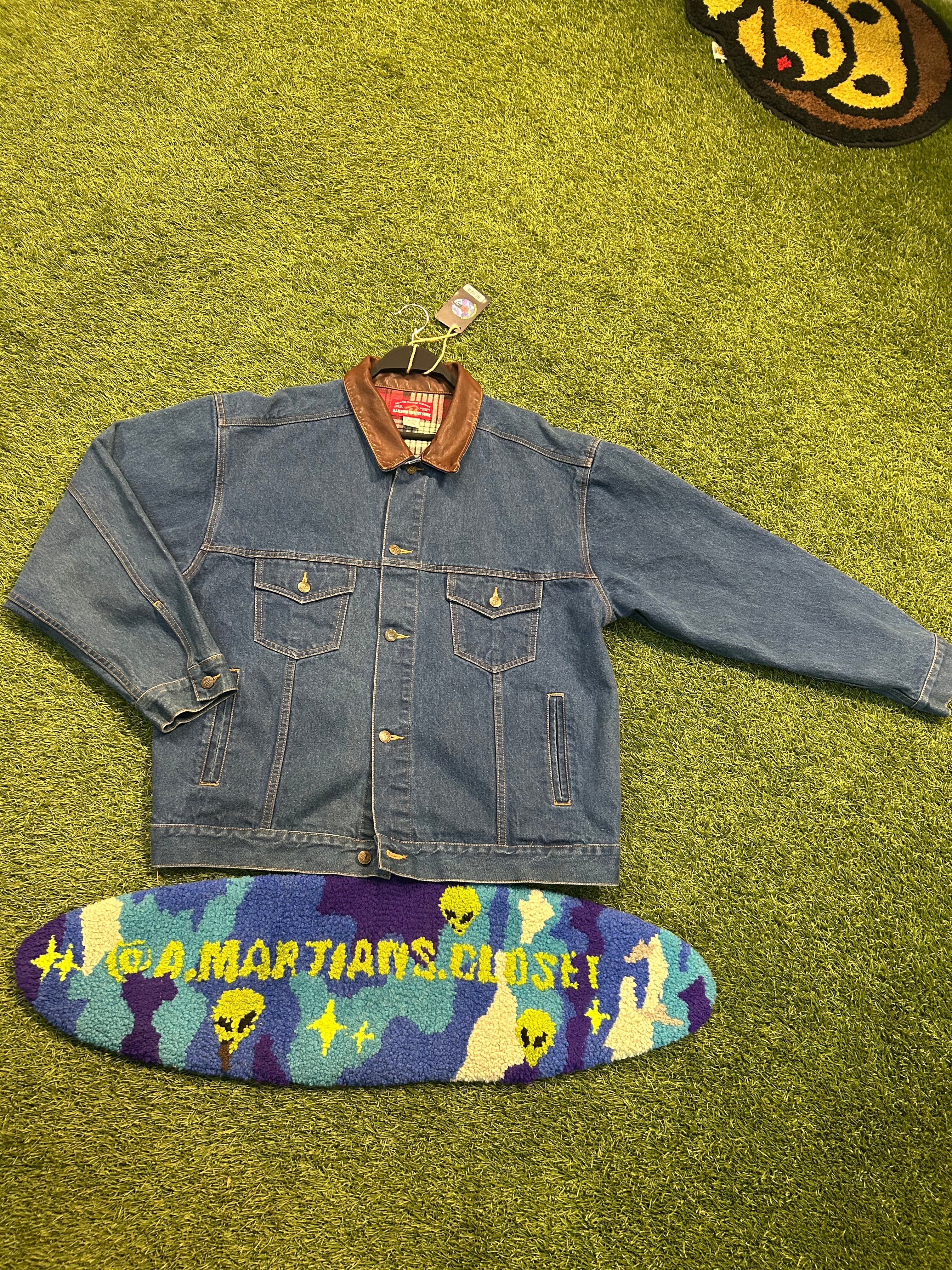 Vintage Marlboro Country Store Dark Blue Jean Jacket