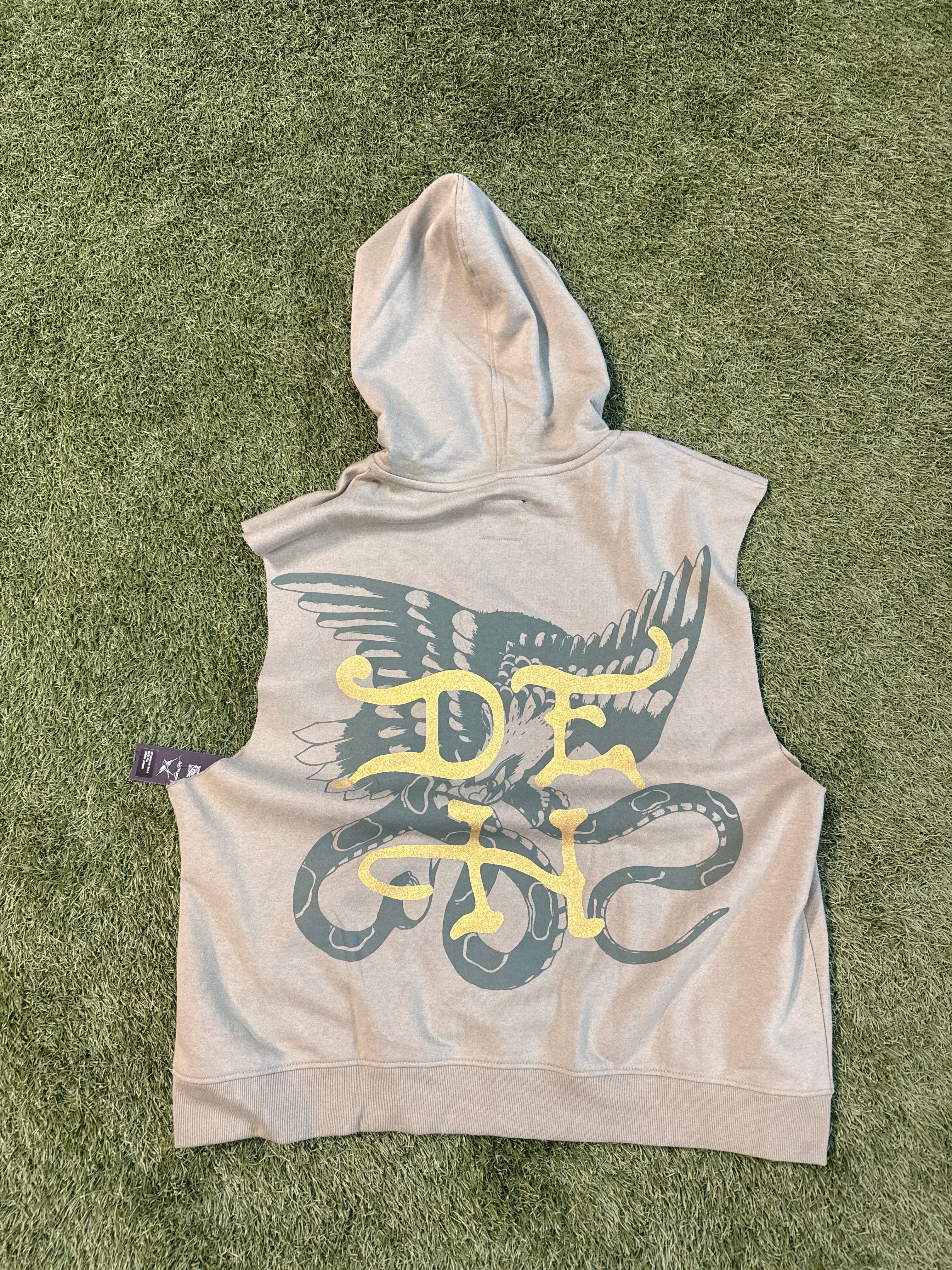 MODERN “ED HARDY” Y2K CUTOFF HOODIE