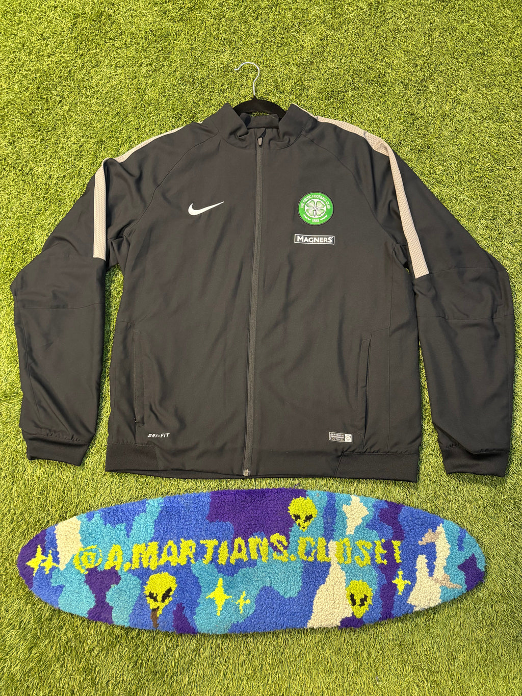 Nike Football Magners The Celtic Football Club DRI-FIT  Jacket Size XL