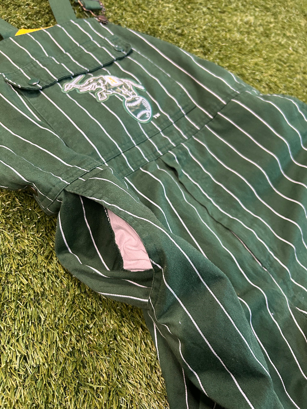 Vintage 90s Oaklands A’s MLB Overalls