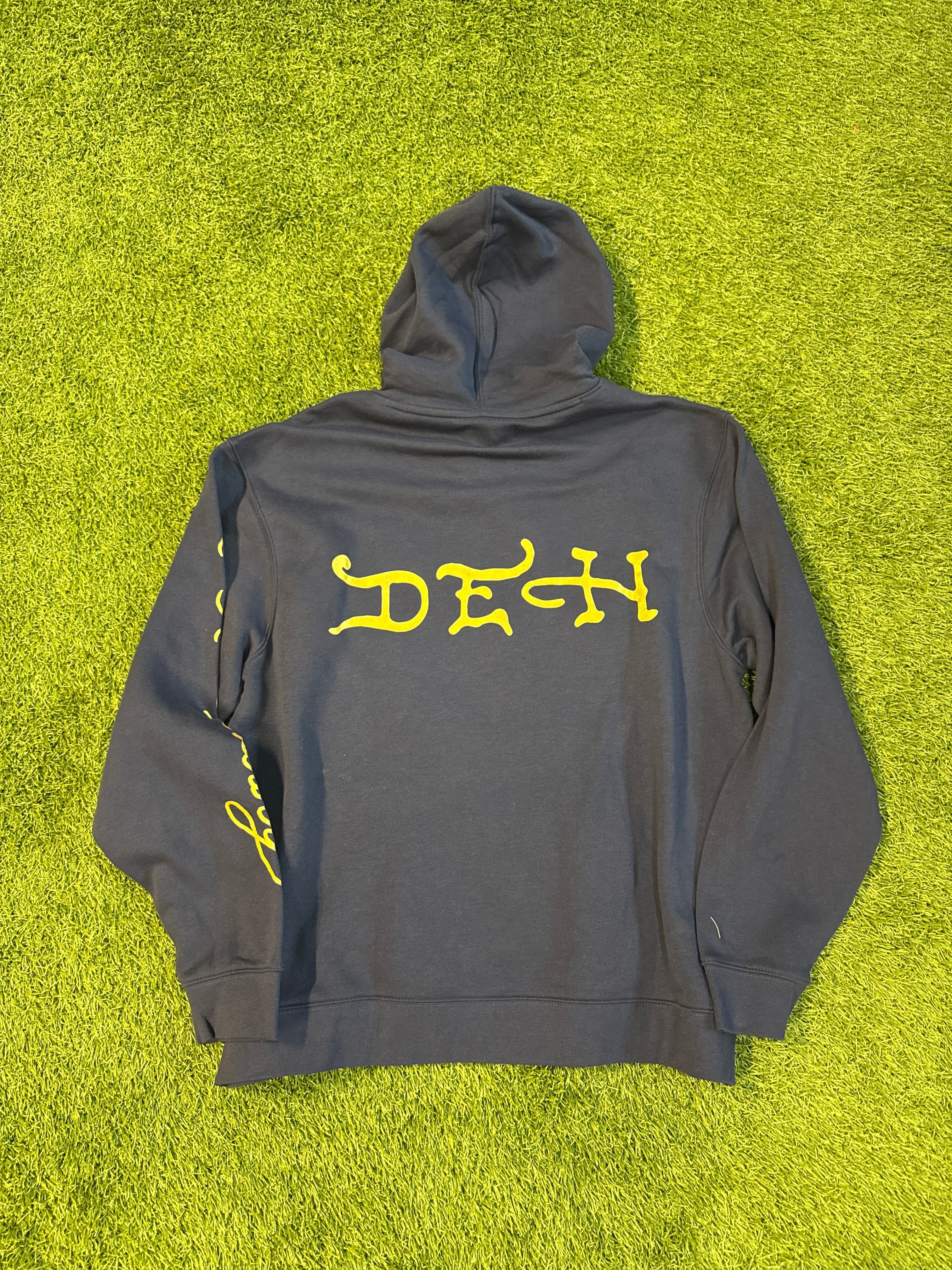 MODERN “ED HARDY” Y2K HOODIE