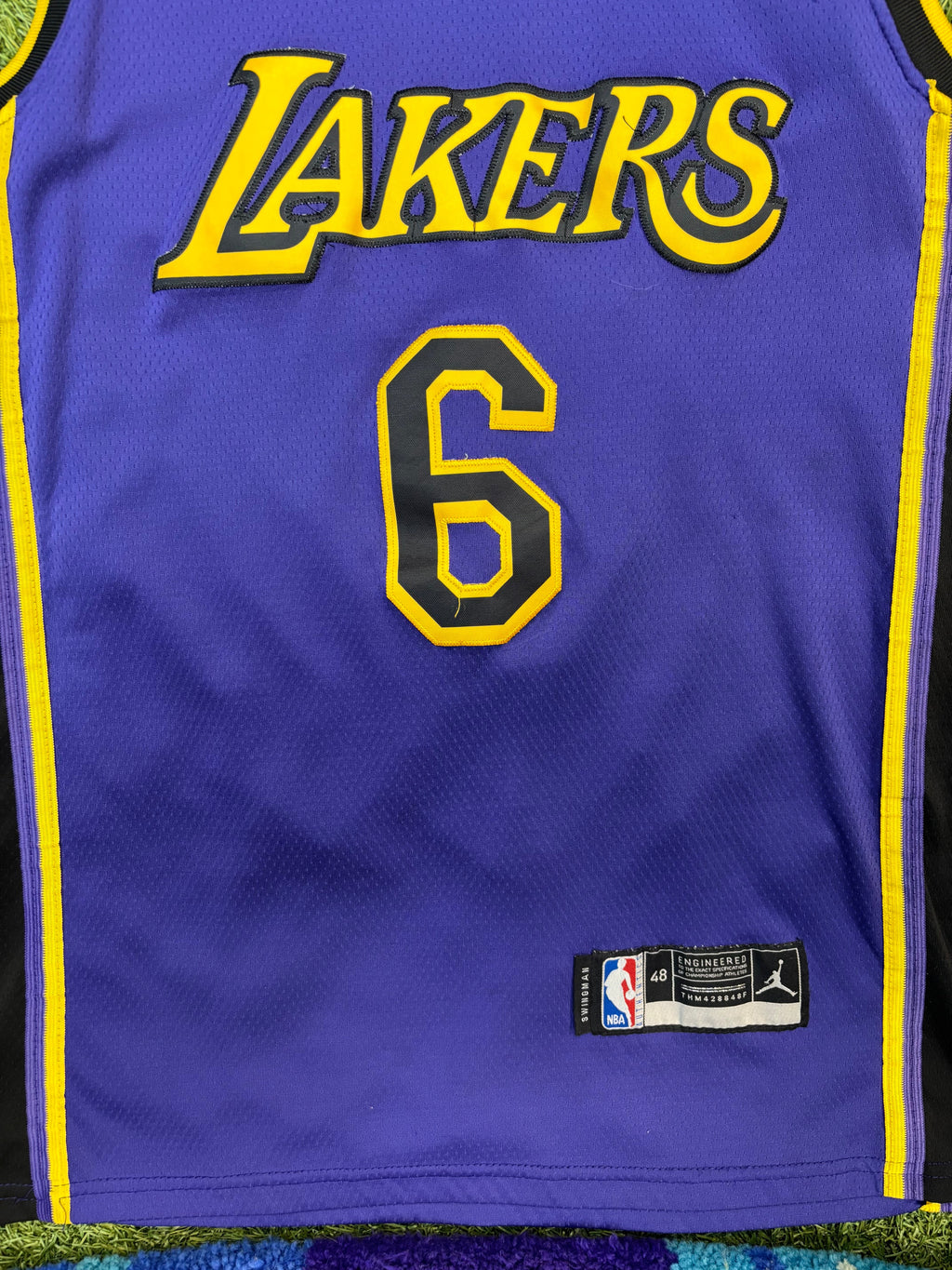 LA Lakers LeBron James Swingman Jersey