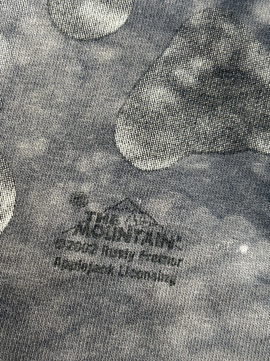 2002 Tye Dye Wolf Print Tee