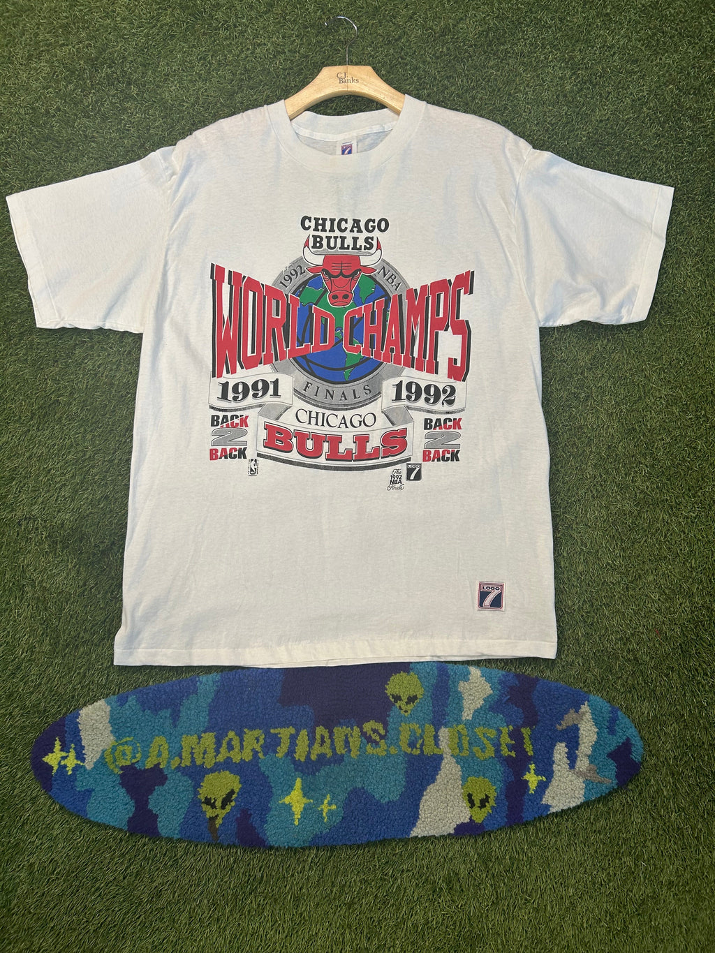 Vintage 1991 Chicago Bulls World Champs Back 2 Back Tee