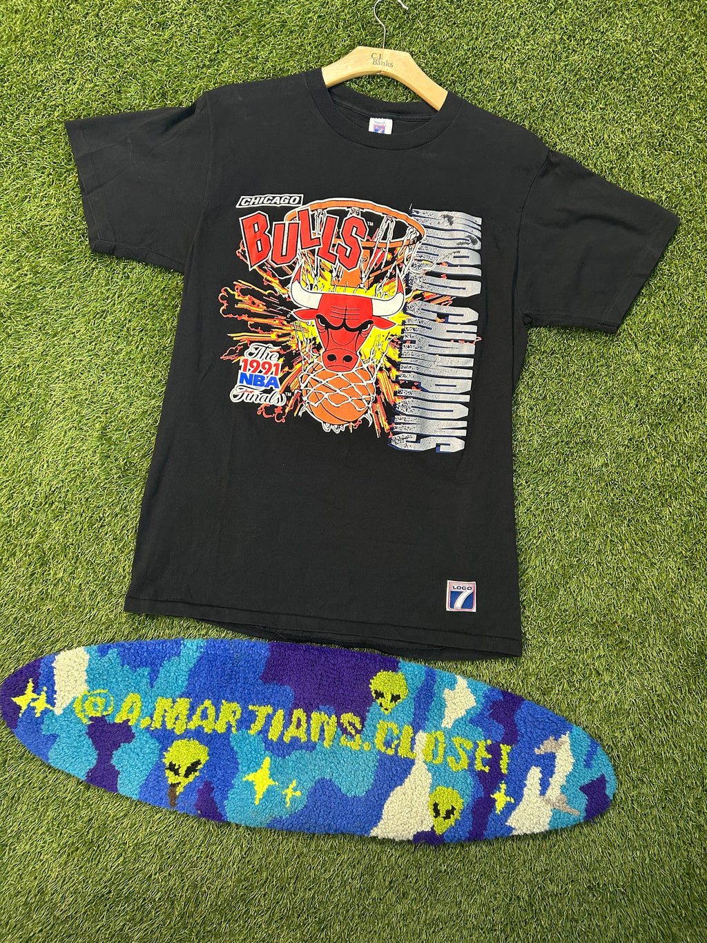 Vintage 1991 NBA Finals Chicago Bulls Logo 7 Tee