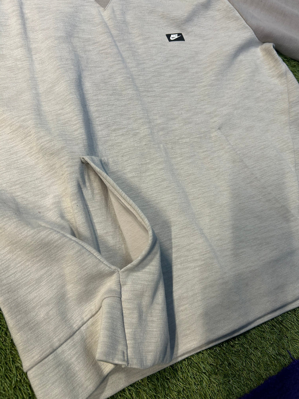 Y2K Nike Light Tan Crewneck W/Front Pocket