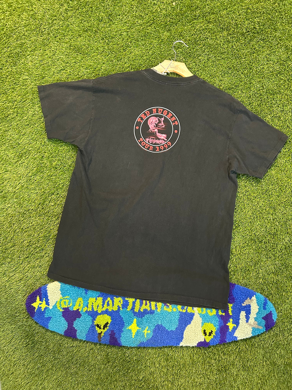 Vintage 1999 Ted Nugent Thunder Bolts Tee