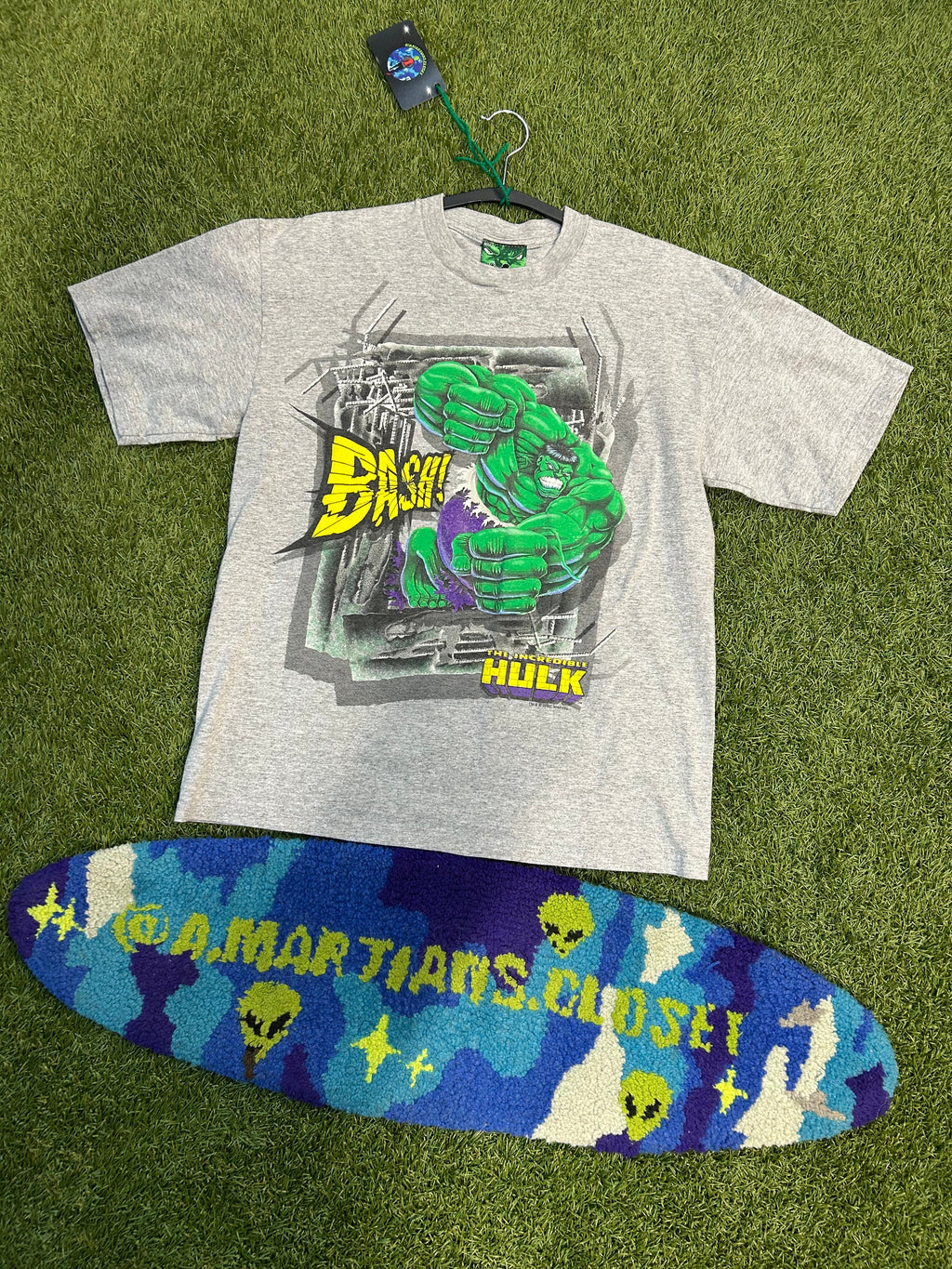 2002 The Incredible Hulk Big Graphic Tee