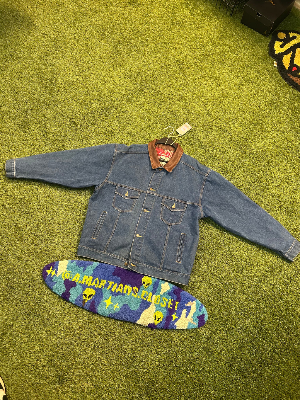Vintage Marlboro Country Store Dark Blue Jean Jacket