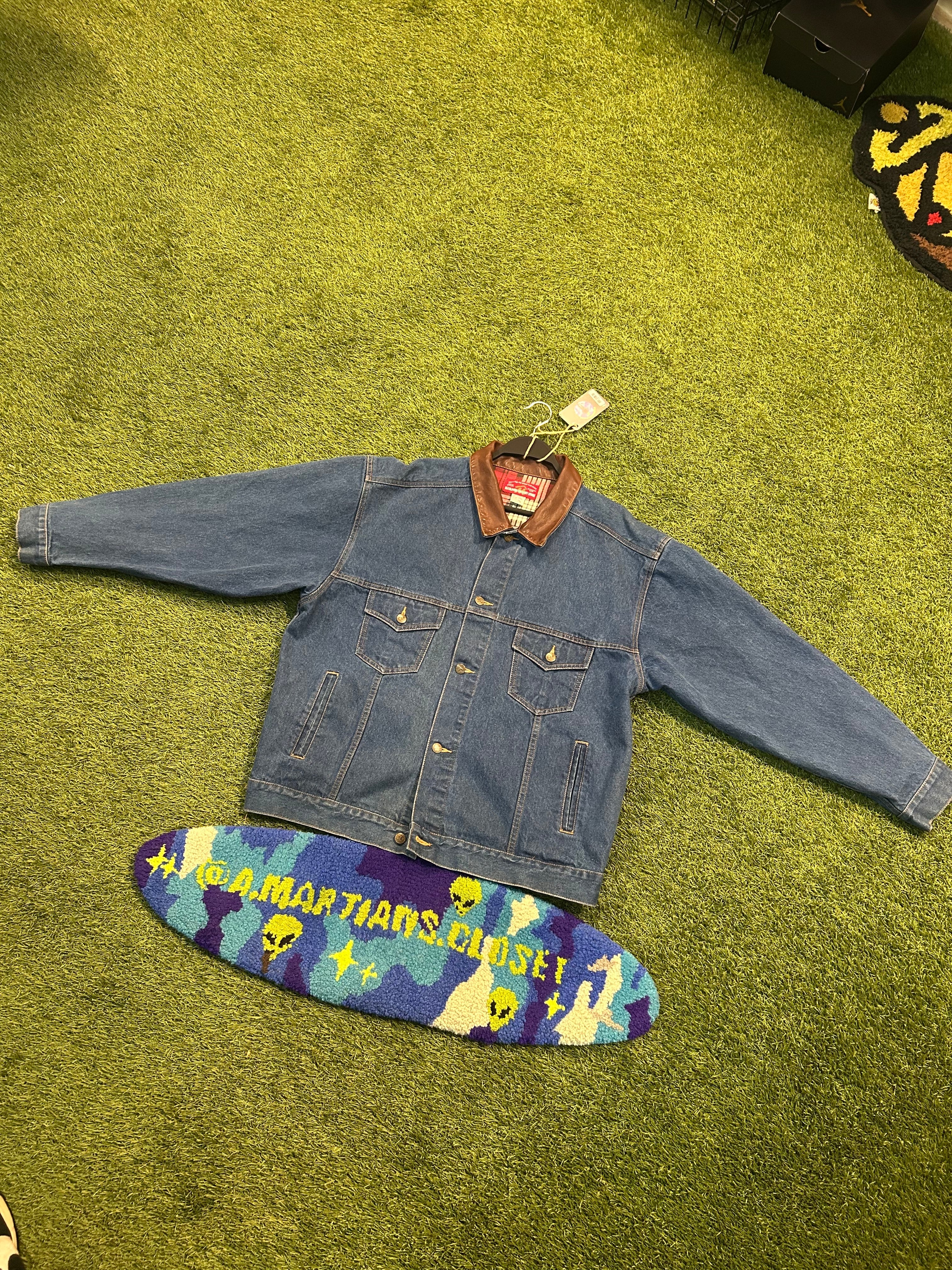 Vintage Marlboro Country Store Dark Blue Jean Jacket