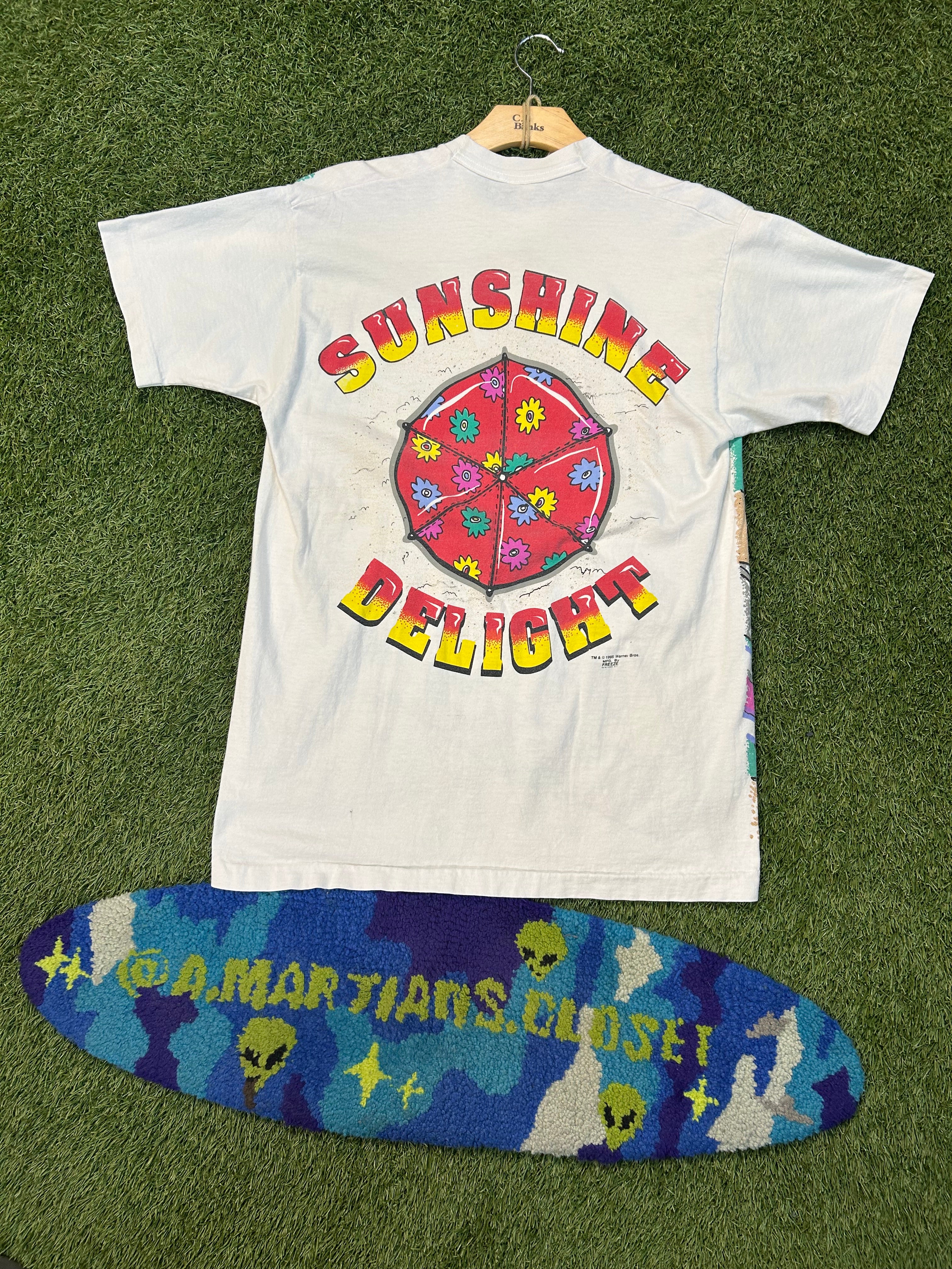 Vintage 1995 Warner Bros Tweety Bird Sunshine Delight AOP Tee