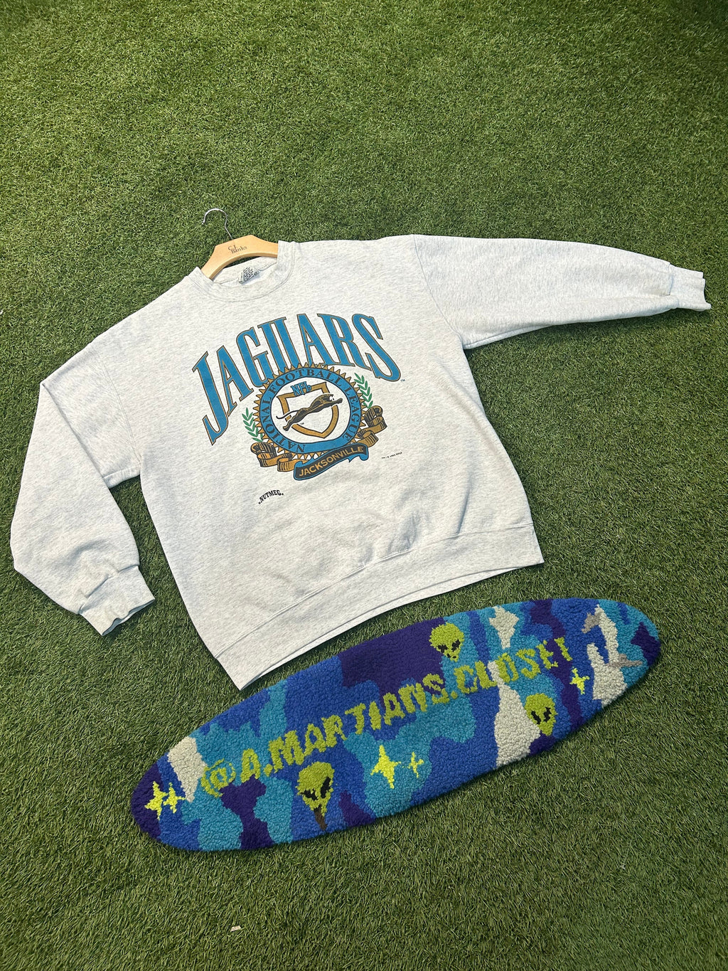Vintage 1993 Nutmeg Jacksonville Jaguars NFL Crewneck