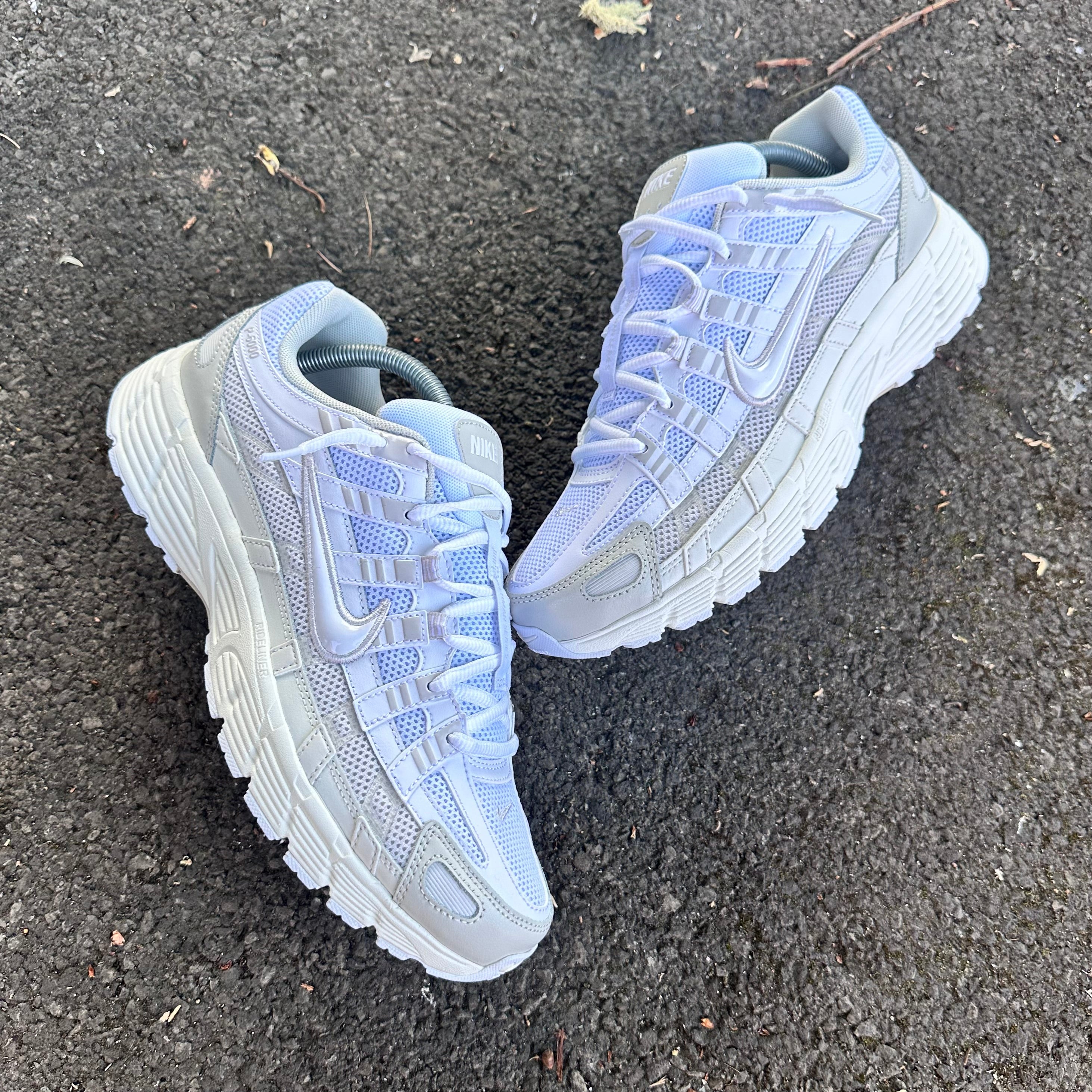 NIKE P-6000 - WHITE SAIL / VAST GREY