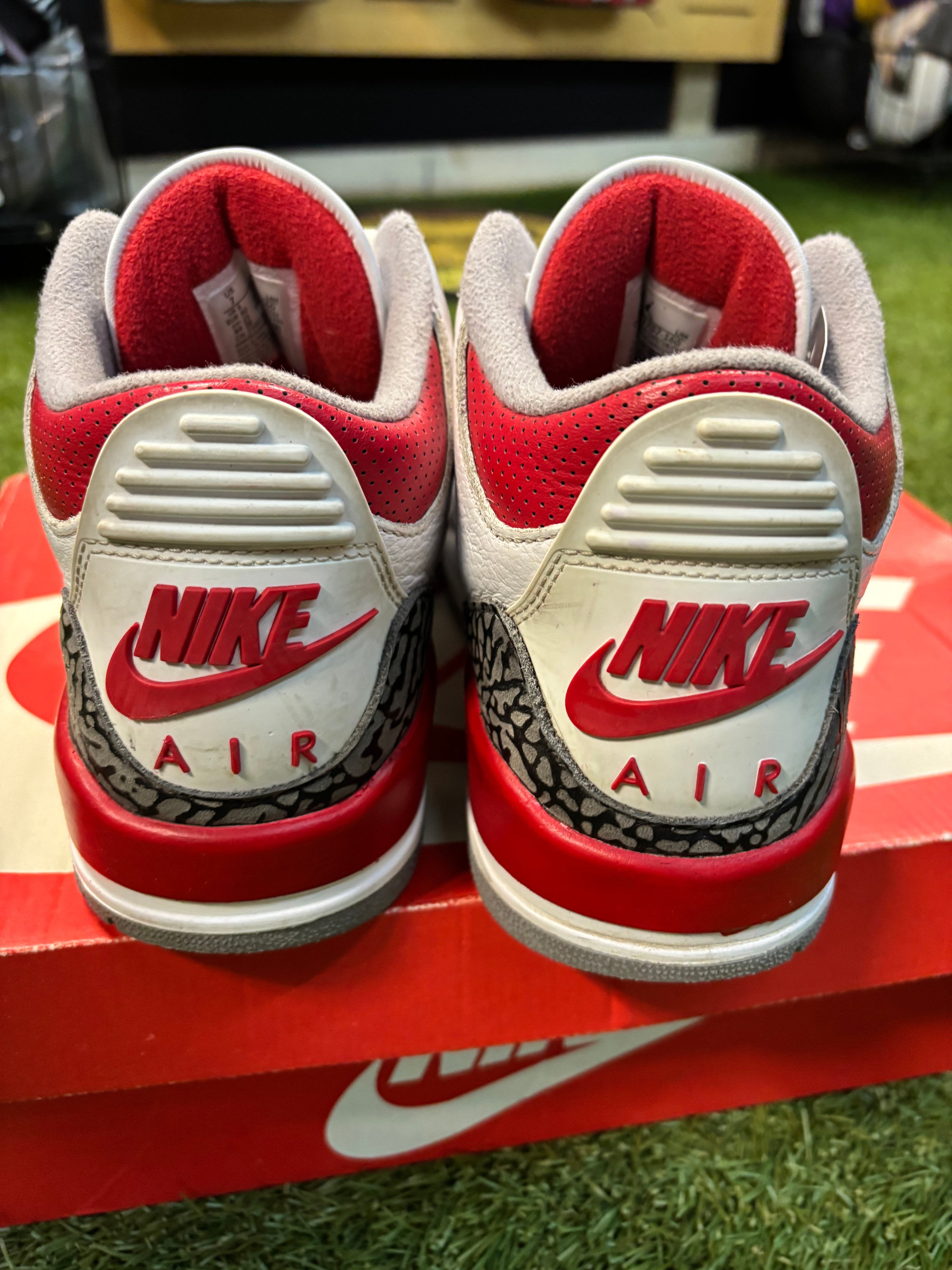 Jordan retro 3 fire red (Used)