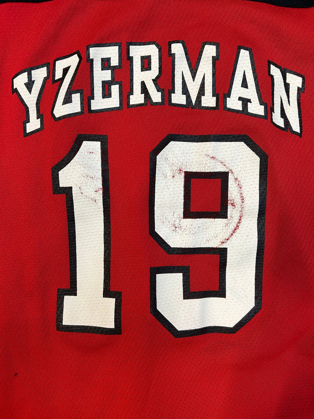 Vintage 90s Steve Yzerman Detroit Red Wings NHL Hockey Jersey